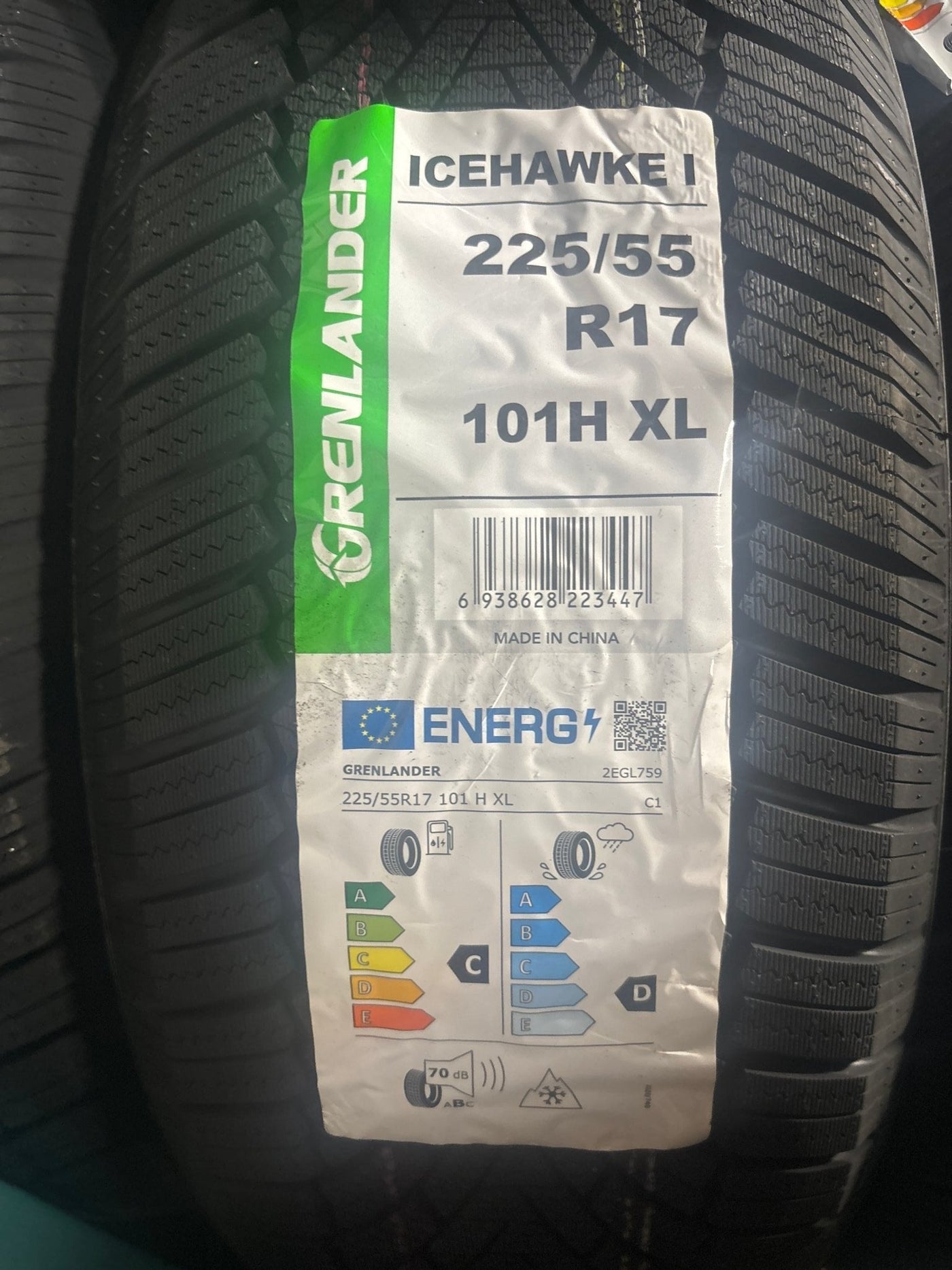 225/55R17 GRENLANDER ICEHAWKE I WINTER