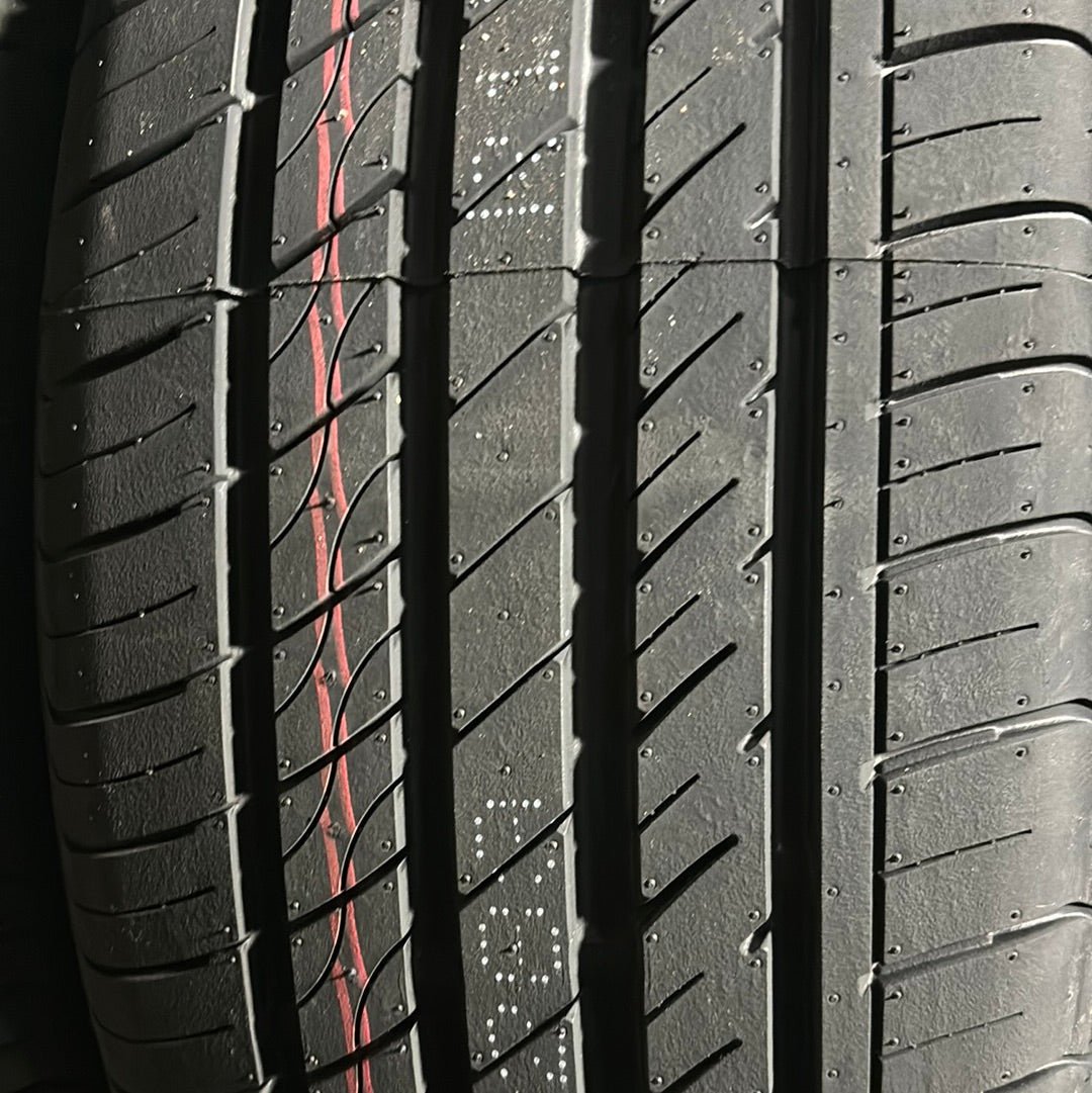 225/55R17 GRENLANDER L-ZEAL56 UHP PASSENGER