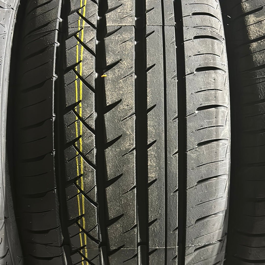 235/40R19 GRENLANDER ENRI U08 UHP PASSENGER