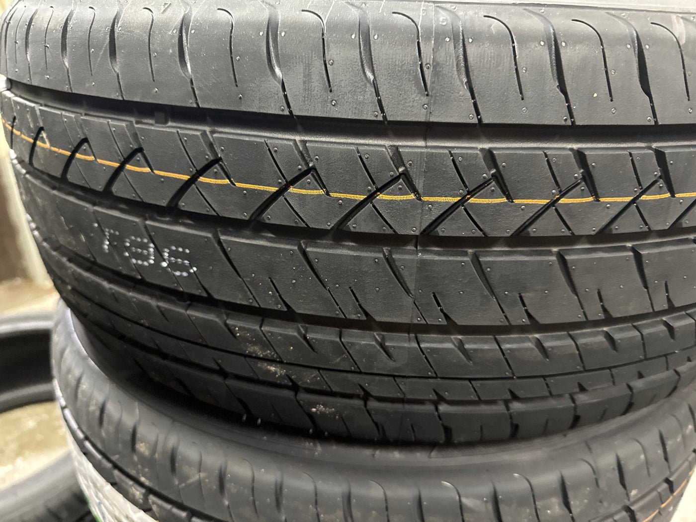 235/45R18 GRENLANDER ENRI U08 UHP PASSENGER