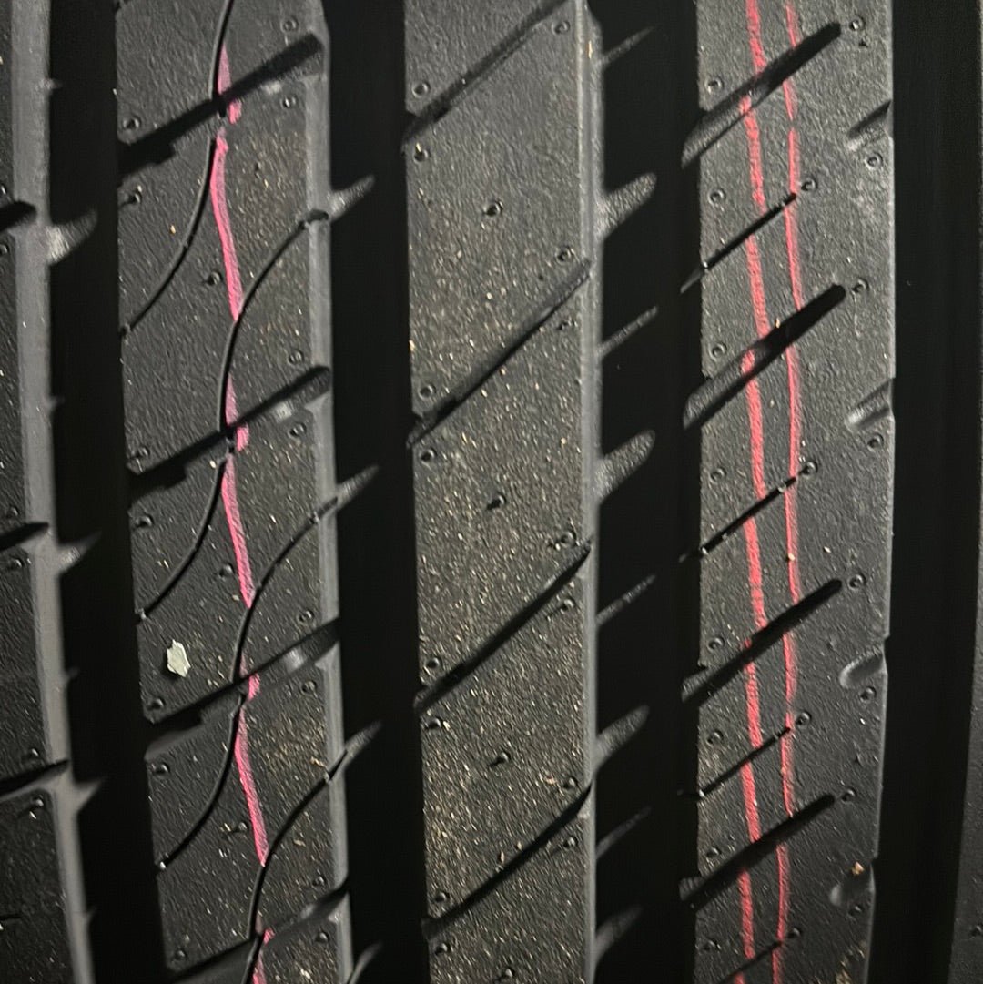 245/45R20 GRENLANDER L-ZEAL56 UHP PASSENGER