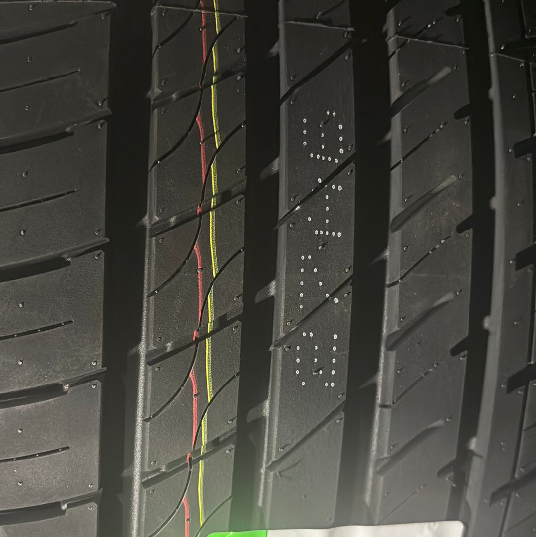 275/40R18 GRENLANDER L-ZEAL56 UHP PASSENGER