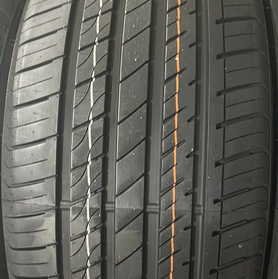295/40R22 GRENLANDER L-ZEAL56 UHP PASSENGER