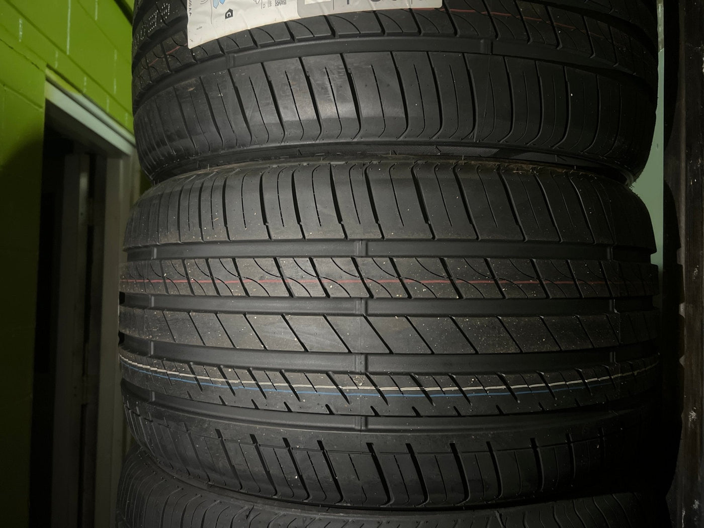 315/35R20 GRENLANDER L-ZEAL56 UHP PASSENGER