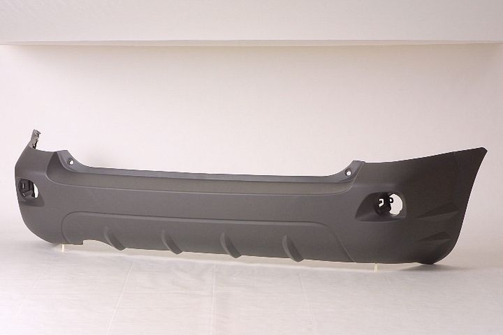GM1100699 pontiac vibe 2003 2008 bumper rear matt gray textured gm1100699 1