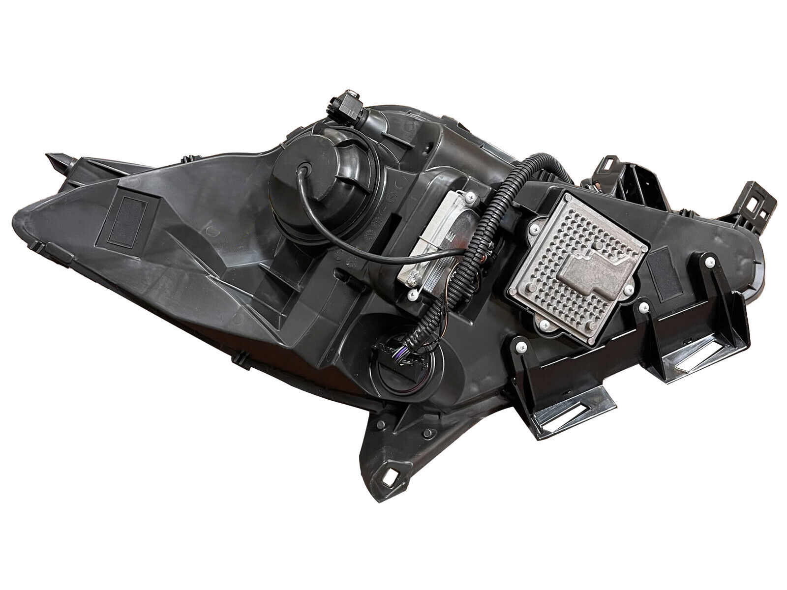 GM2502403 chevrolet corvette 2016 2019 left headlight hid with led without logo hq gm25024 3