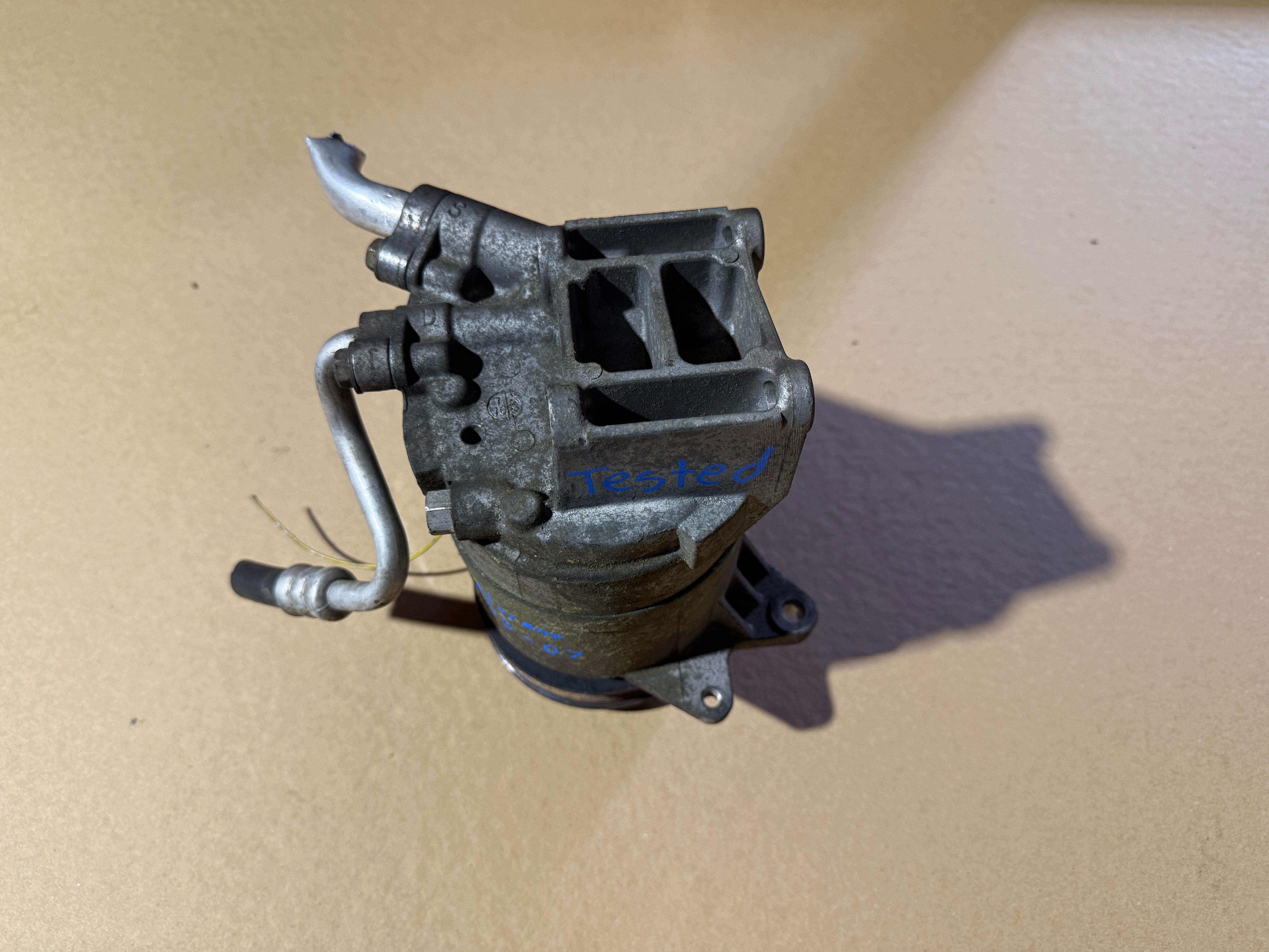 JDM OEM Nissan Murano 2003-2007 Nissan Quest 2004-2009 AC Compressor Air Conditioning Pump Assembly