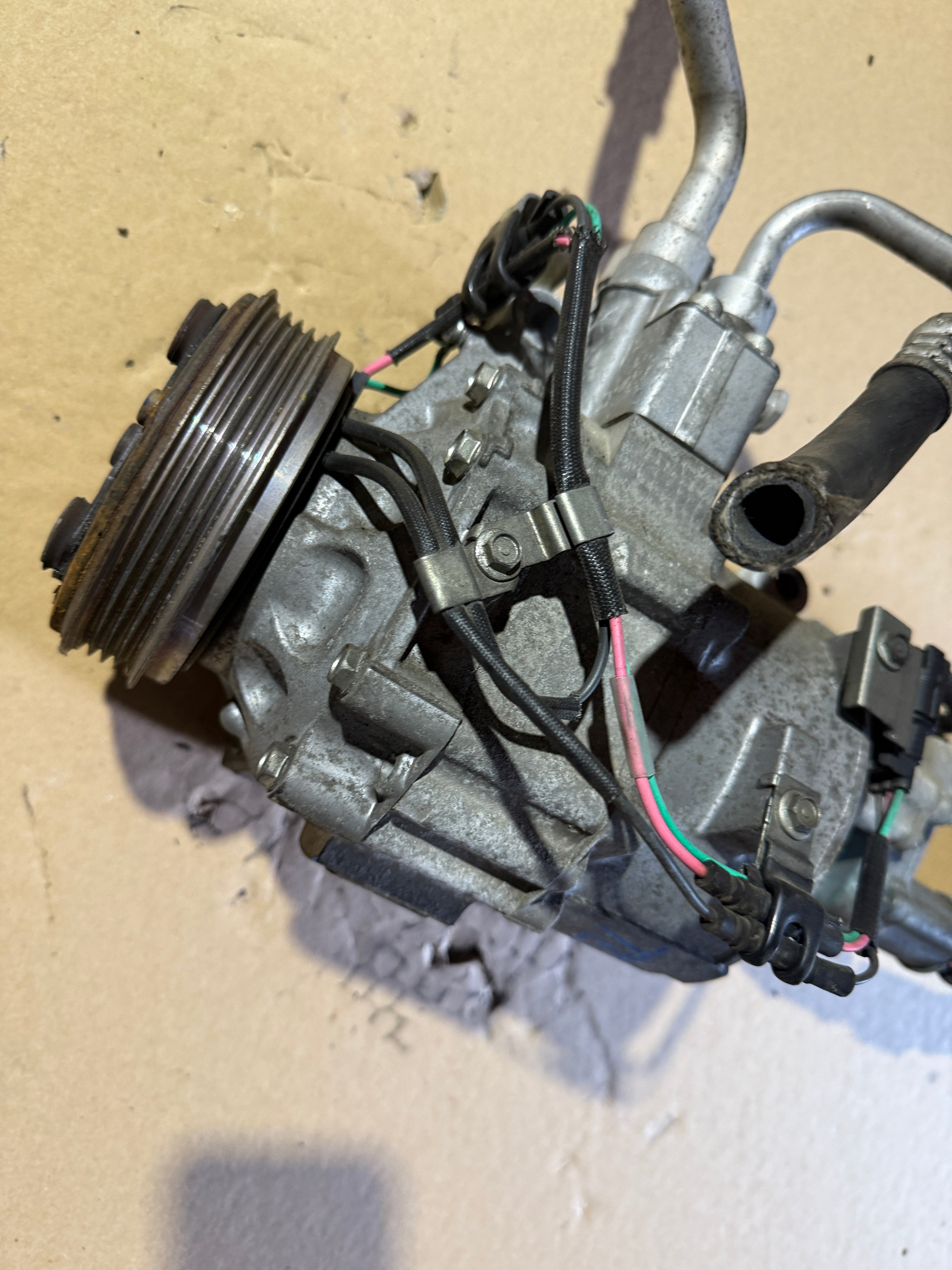 Honda Civic 2006-2011 OEM 1.3L Hybrid AC Compressor JDM Low Mileage Tested