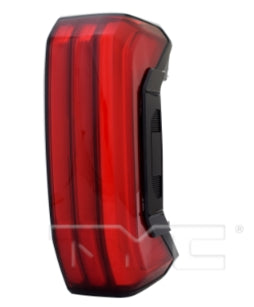TOYOTA TUNDRA 2022-2025 — LED TAIL LIGHT RH; W/O SEQUENTIAL TURN SIGNAL; 2022-2025 (815500C130)