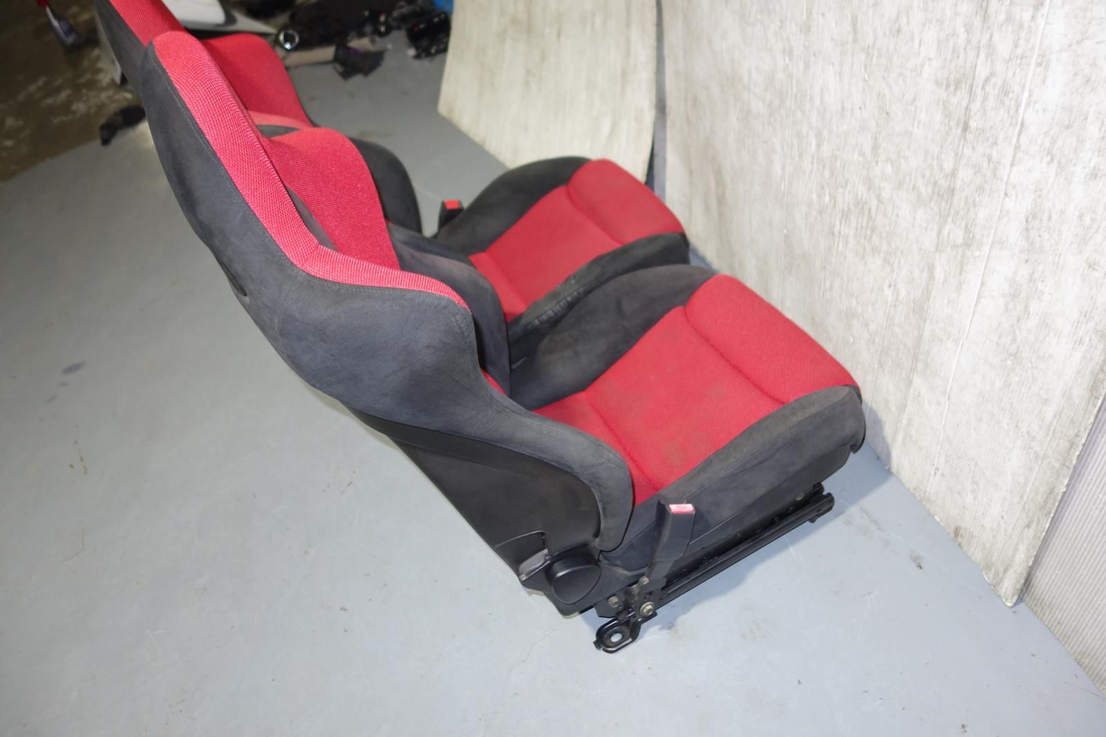 JDM Honda Civic Type R Ep3 Recaro Seats Front Recaros Seat With Rails Red / Black 2001 2002 2003 2004 2005