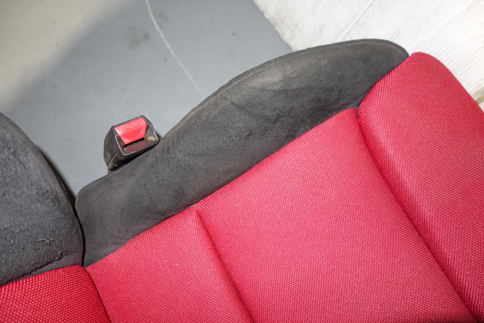 JDM Honda Civic Type R Ep3 Recaro Seats Front Recaros Seat With Rails Red / Black 2001 2002 2003 2004 2005