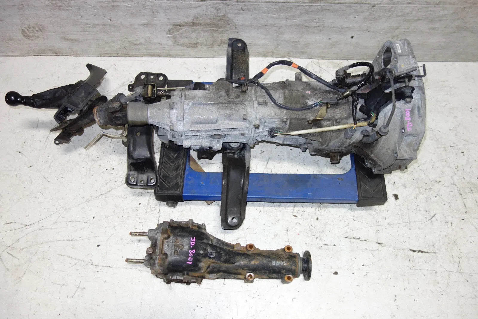 JDM Subaru Impreza WRX Legacy Forester Turbo 5speed AWD Transmission 4.44 Differential Pull Type 1999-2005