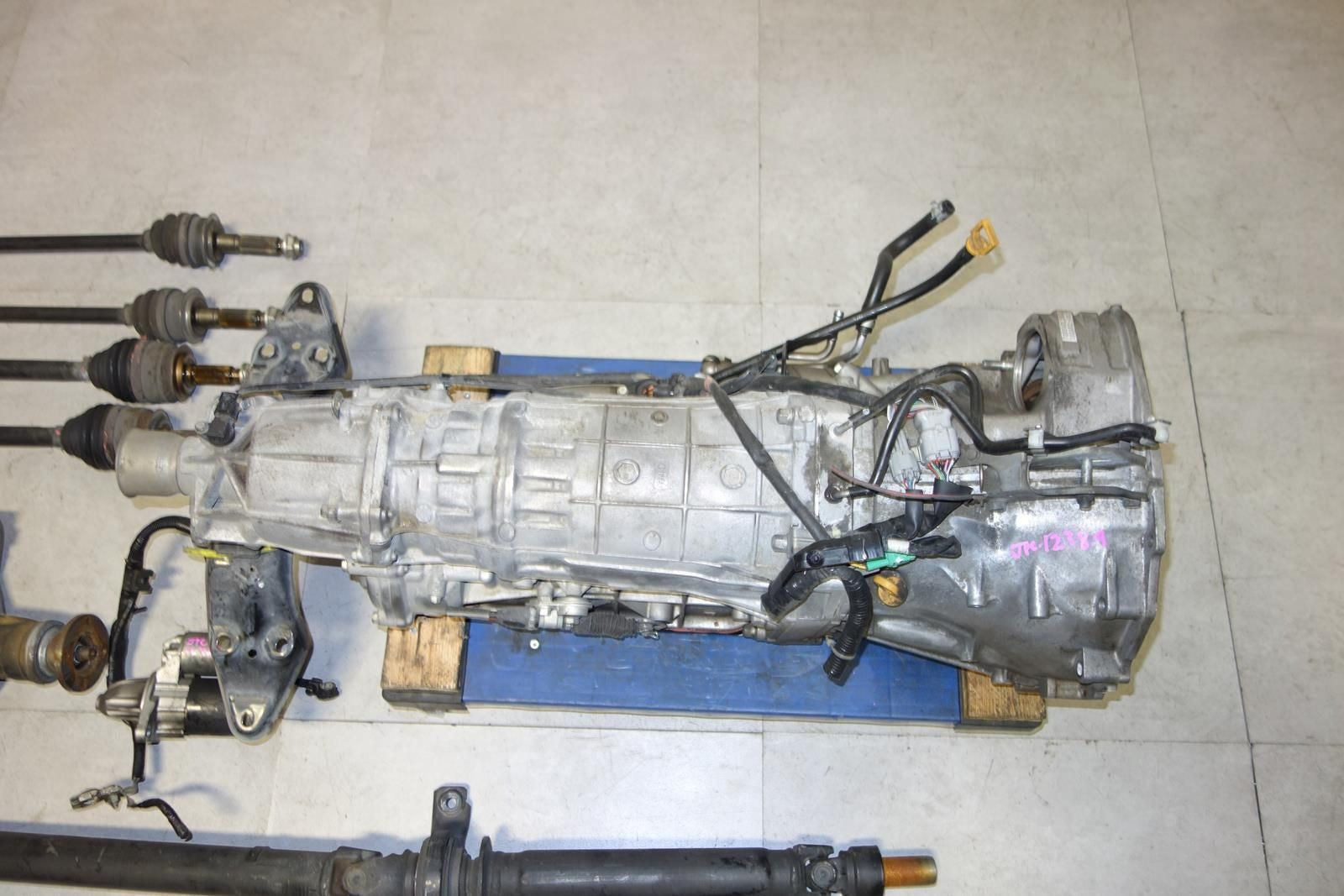 JDM Subaru Impreza WRX STi GRF 2.5L Turbo Automatic Transmission Gearbox TG5D8CL2AA 2008-2014