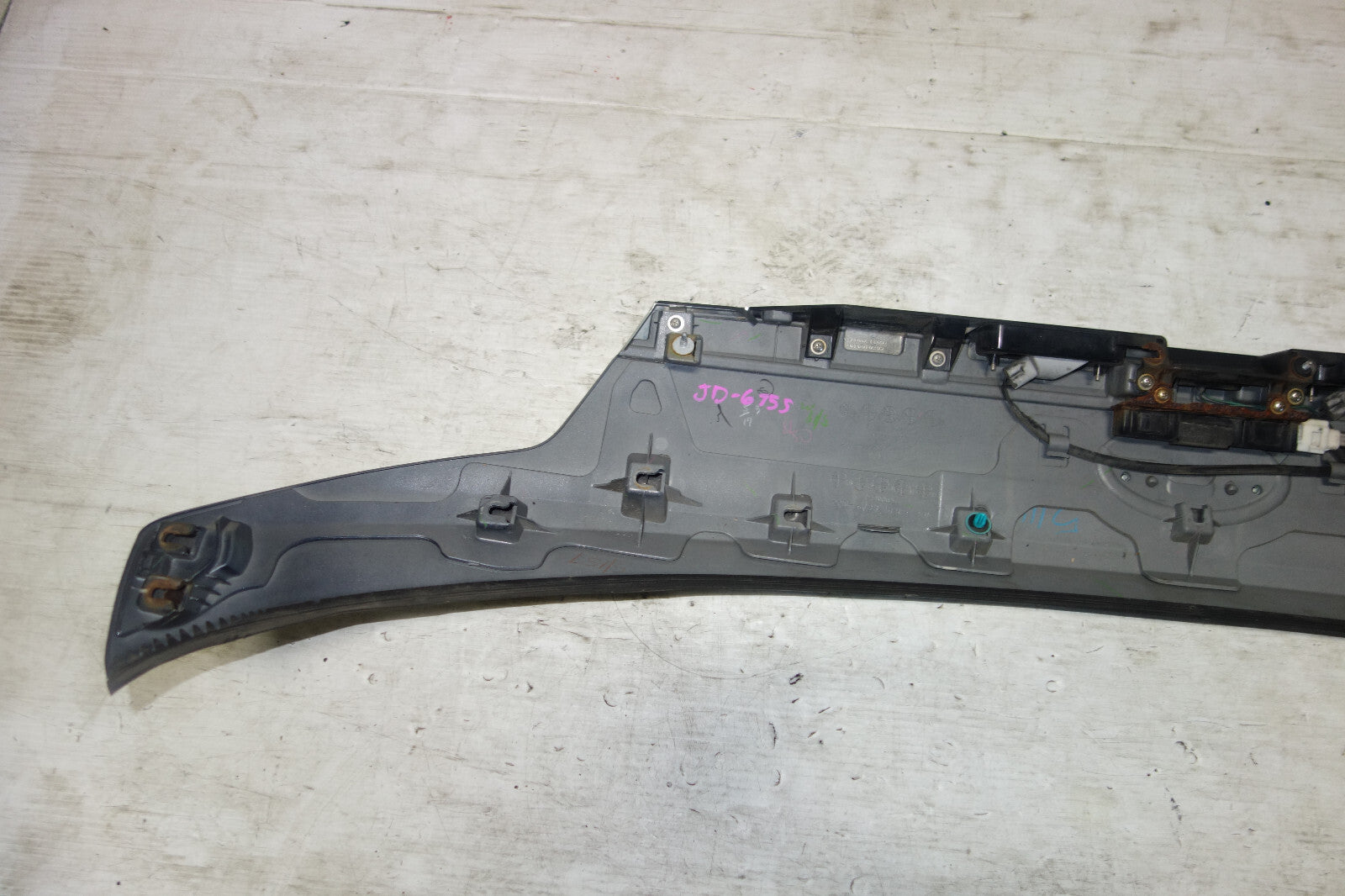 JDM Subaru Legacy BR9 Wagon Tail Gate Rear Garnish 2010 2011 2012 2013 2014