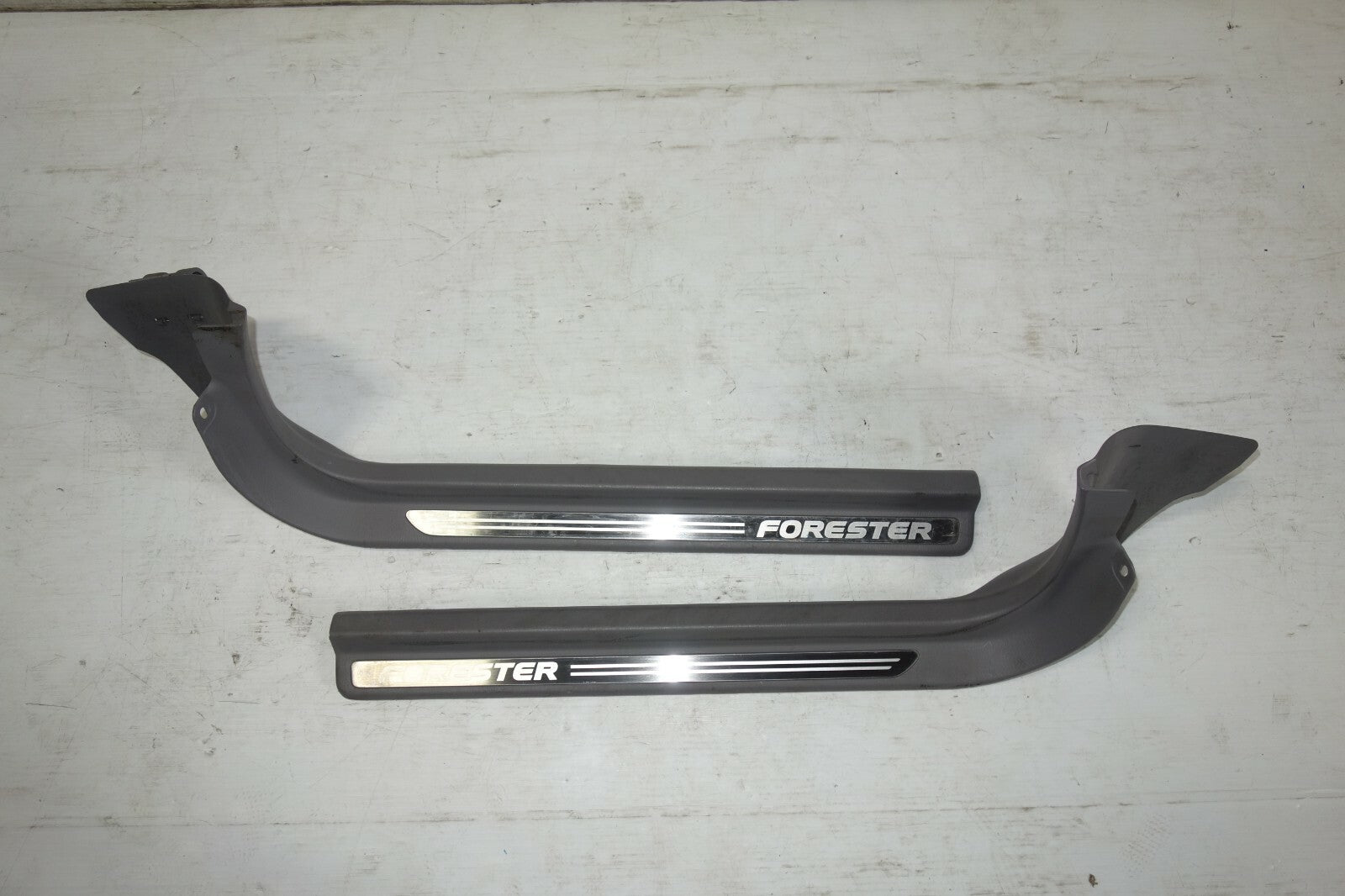 JDM Subaru Forester Door Sills Side Sills Door Guards Front 2003-2008