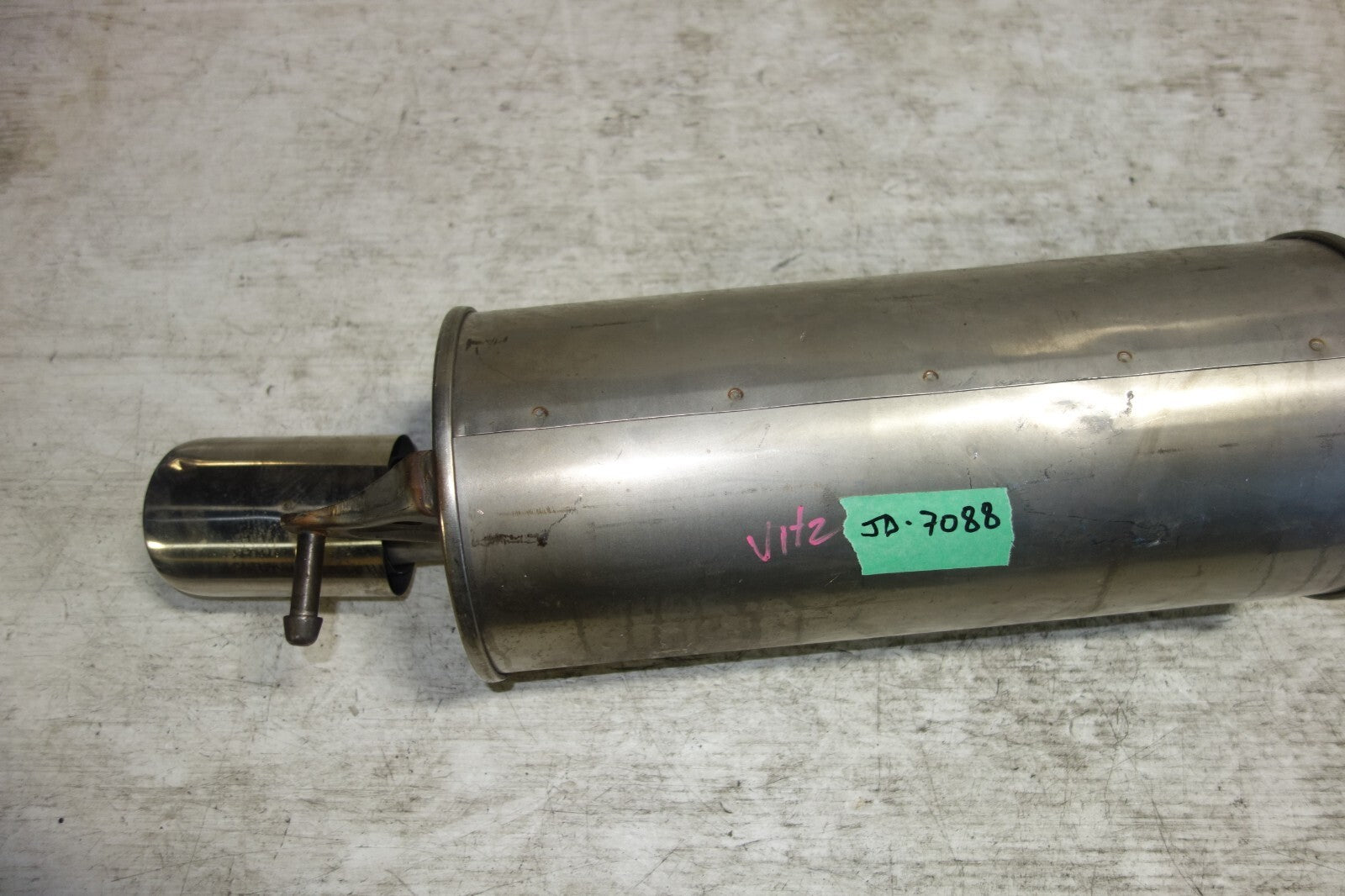 JDM Toyota Echo Yaris Vitz Exhaust Muffler Axle Back NCP13 1999-2005