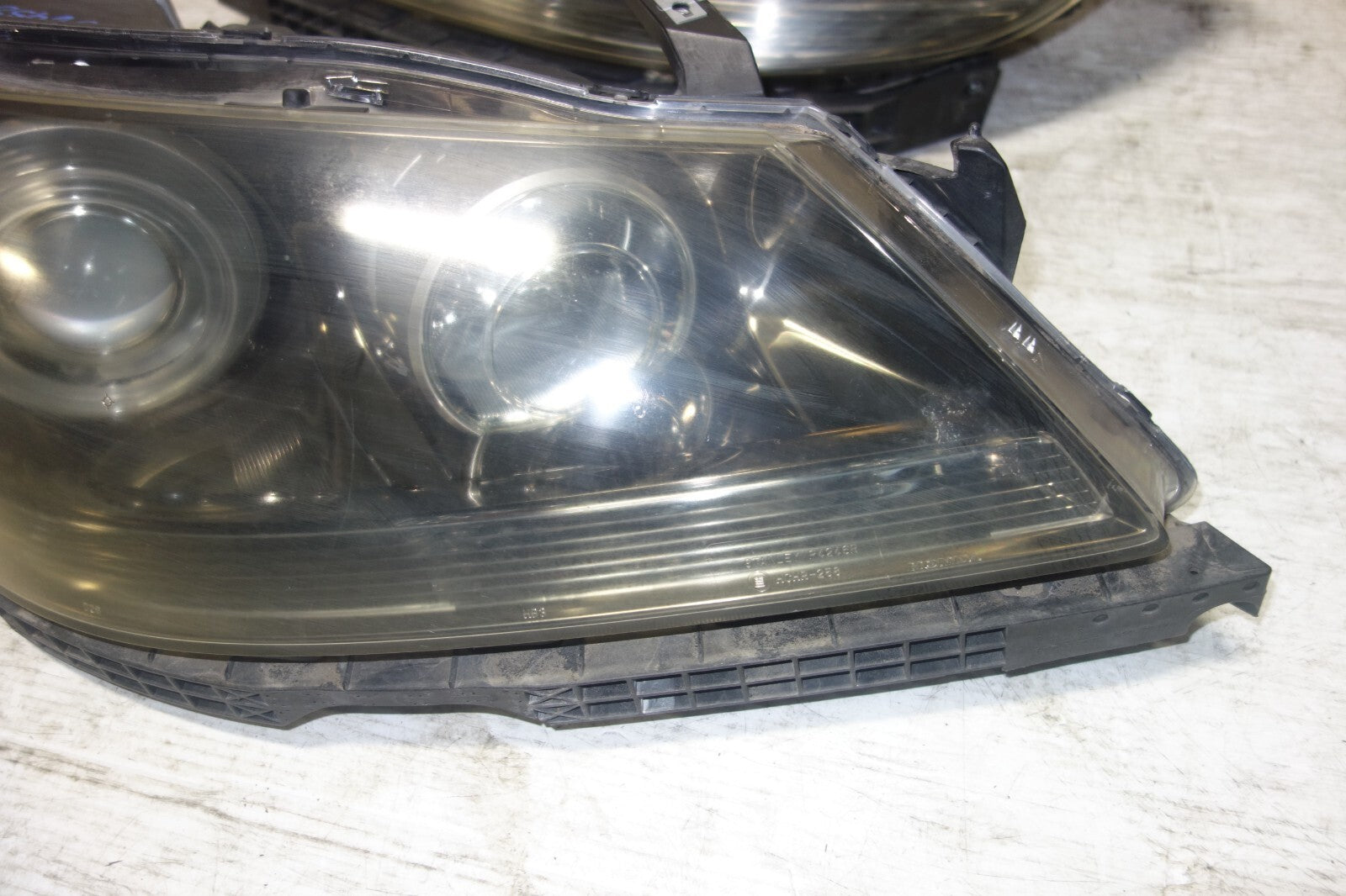 JDM Acura RL OEM Hid Headlights Lamps Head Lights 2005 2006 2007 2008 3.5RL