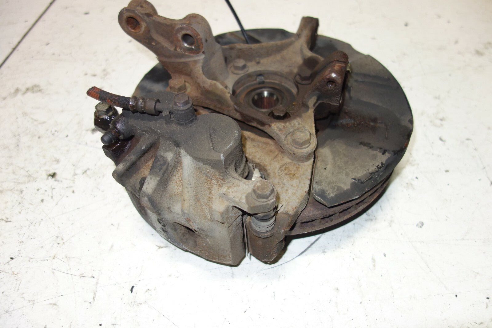 JDM Subaru Legacy Outback BR9 Front Left Spindle Hub Caliper Ej255 2010-2014