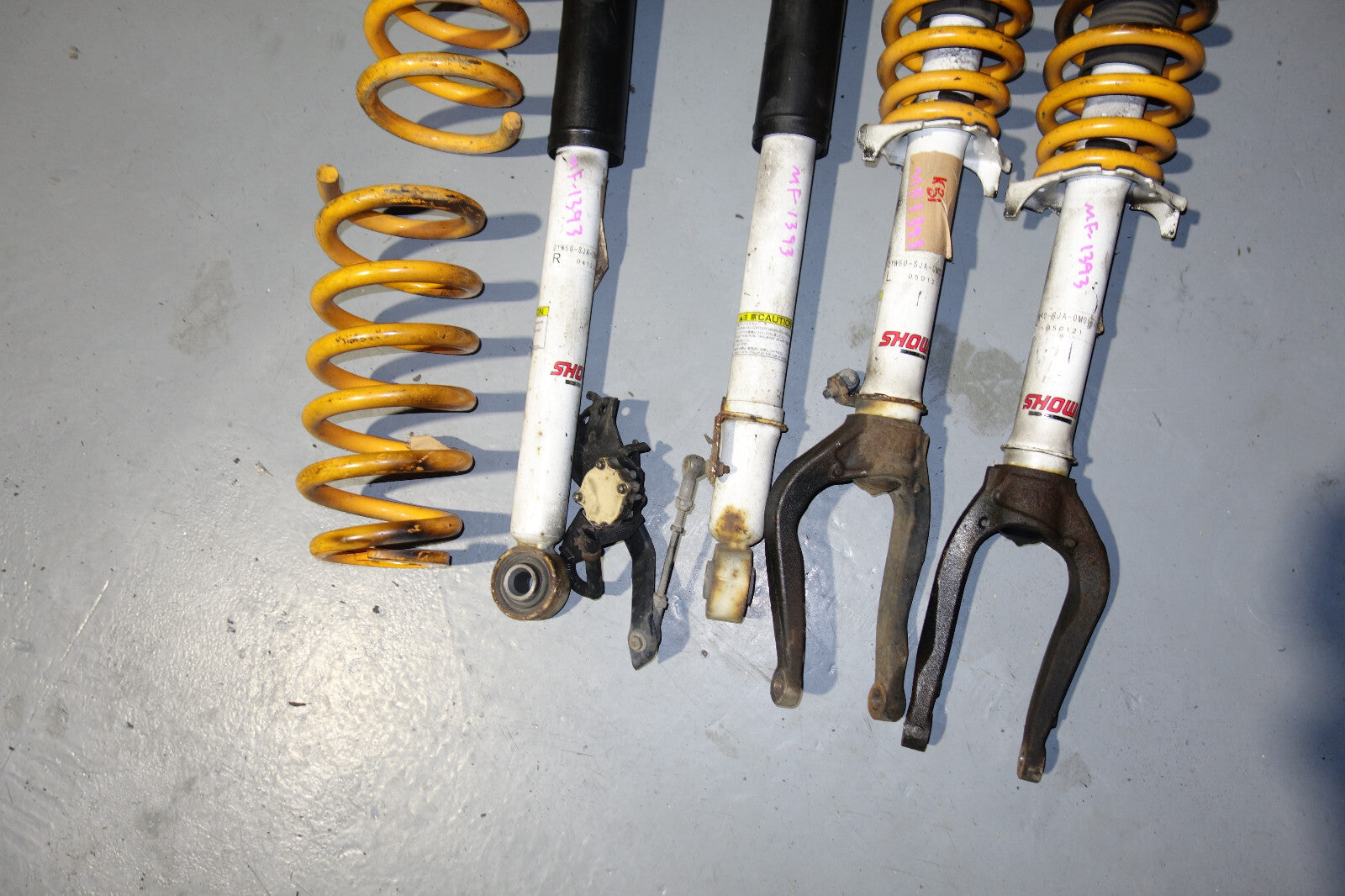JDM Acura RL KB1 Showa Doov Shocks Struts Springs Suspension Front & Rear 05-08