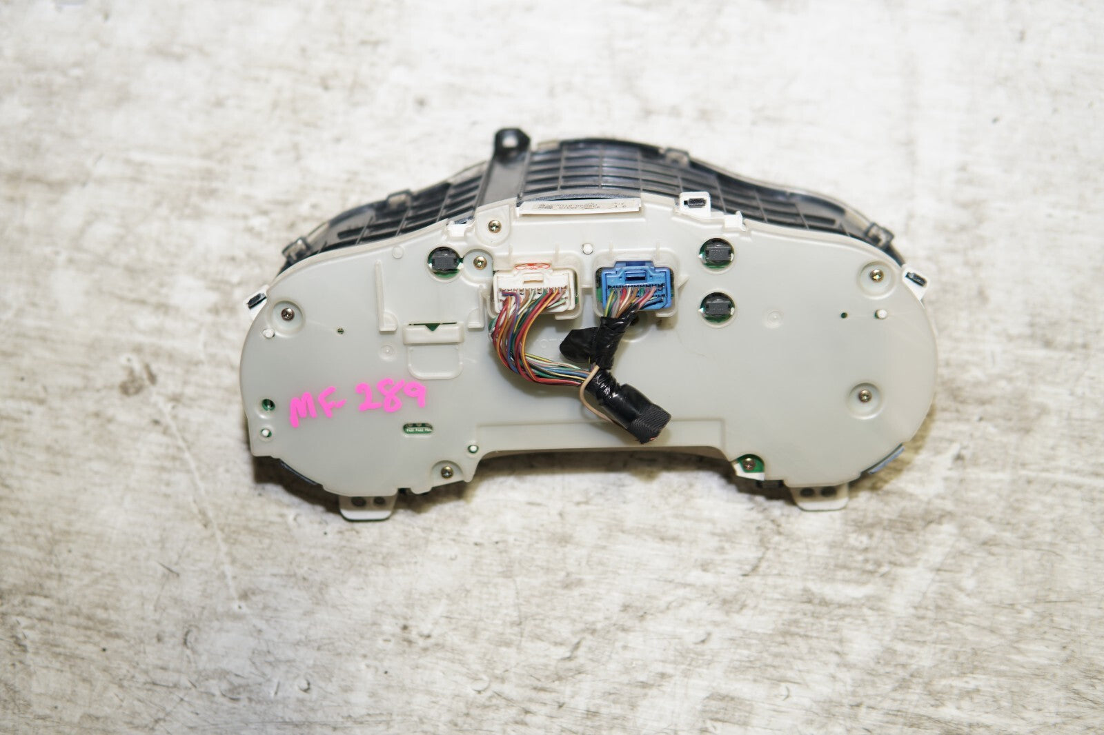 JDM 2001-2005 TOYOTA CELICA ZZT231 OEM USED GAUGE CLUSTER SPEEDOMETER MANUAL M/T