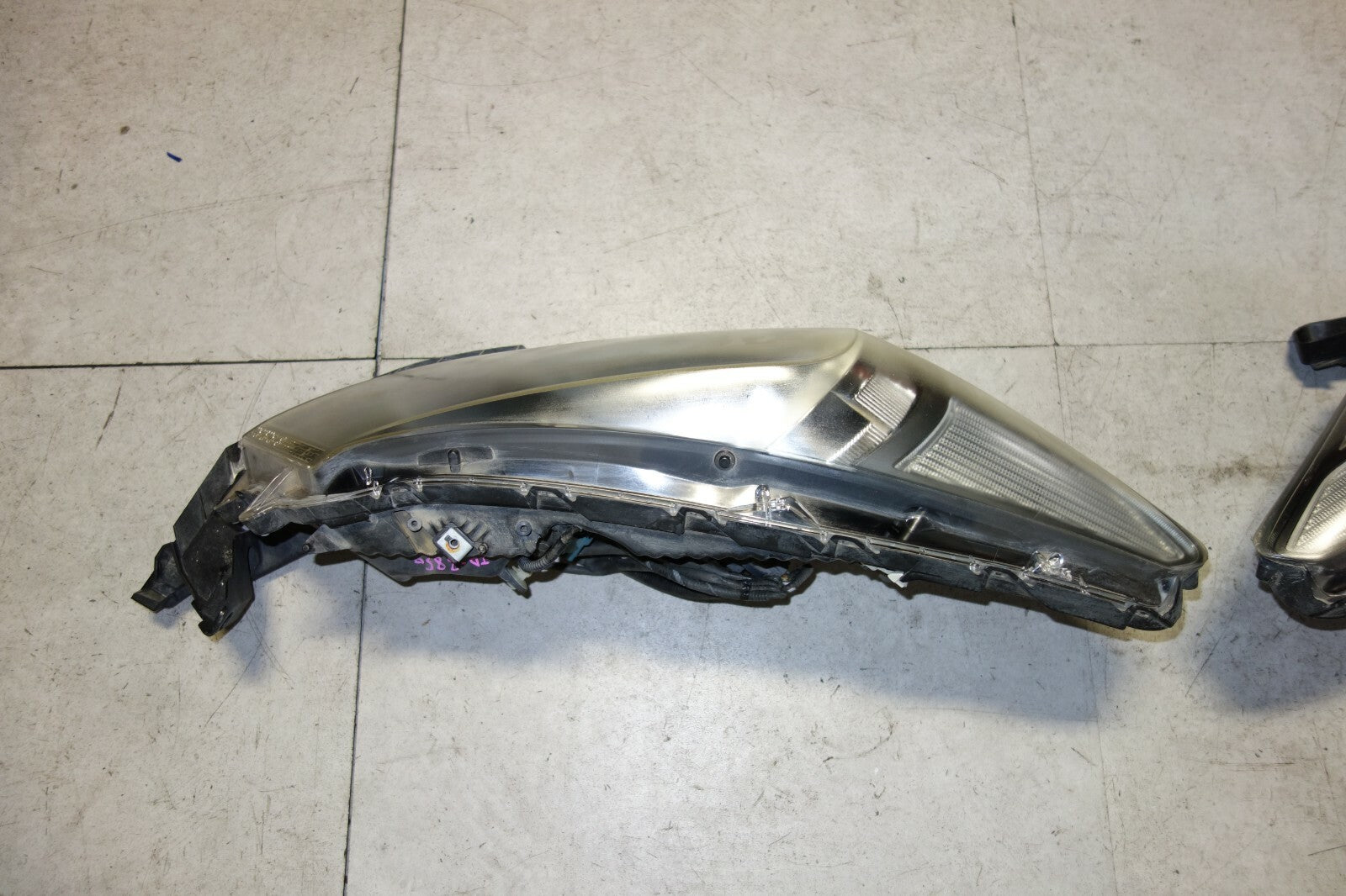 JDM 2008-2012 HONDA ACCORD INSPIRE OEM HID HEAD LIGHTS HEAD LAMPS JAPAN