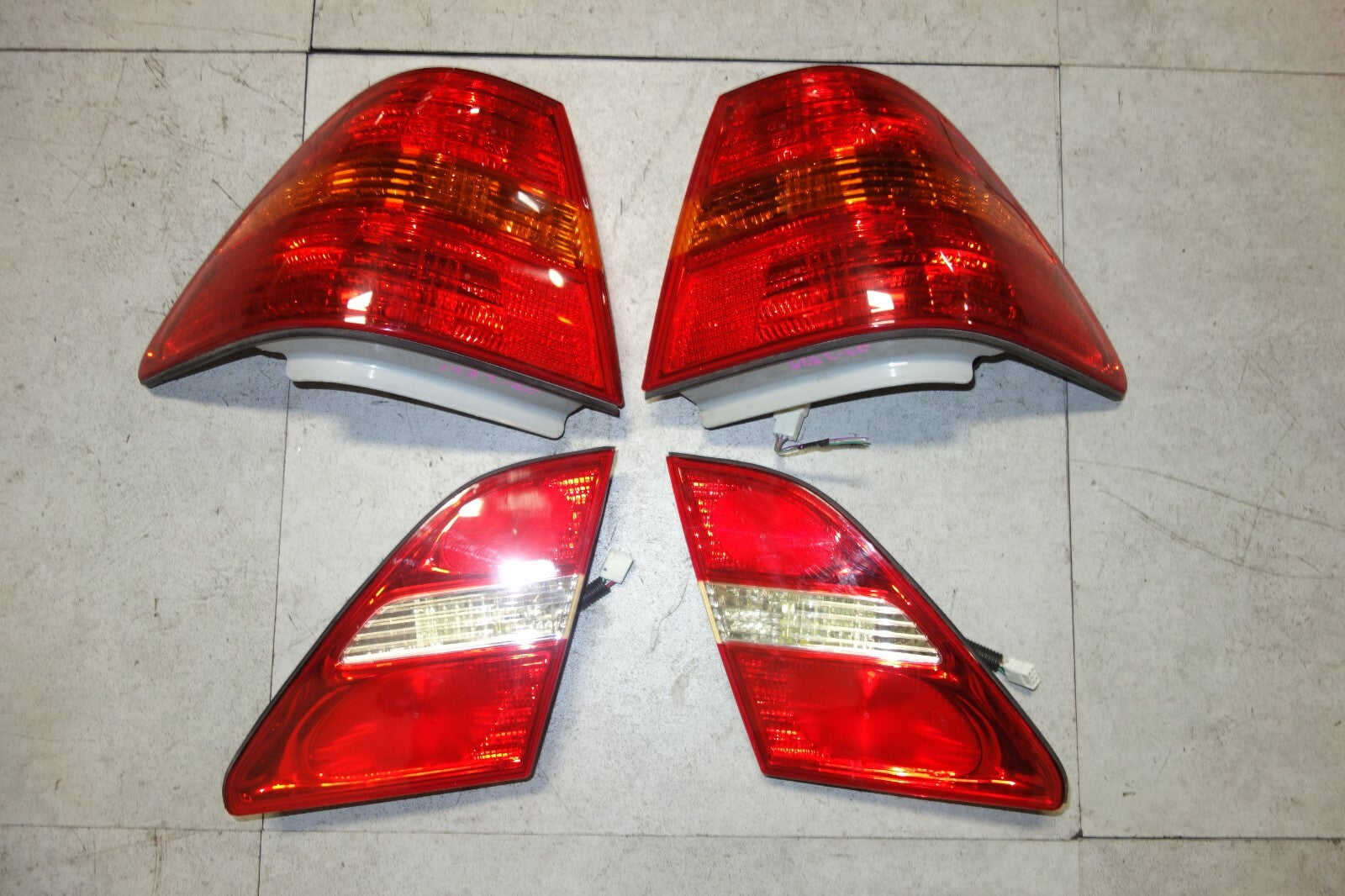 Lexus LS430 Taillight Taillights Lamps Inner Outer Trunk 2001 2002 2003 OEM