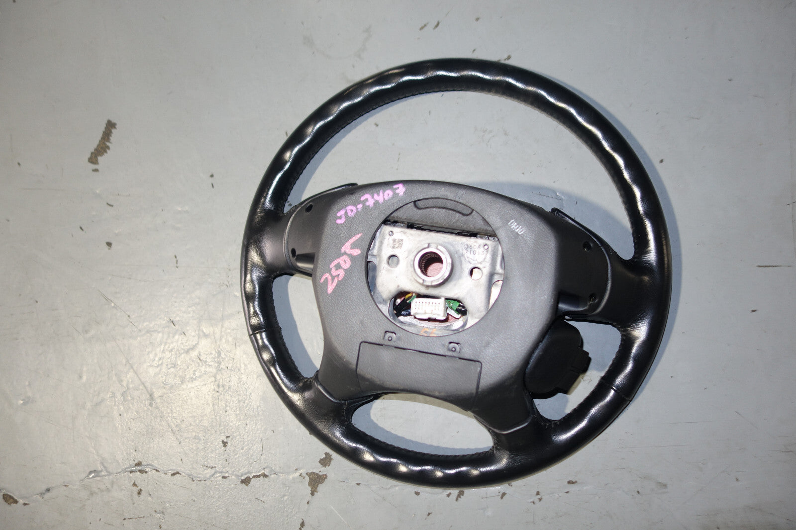 JDM 2003-2004-2005-2006-2007 Honda Inspire UC1 Honda Accord Steering Wheel OEM