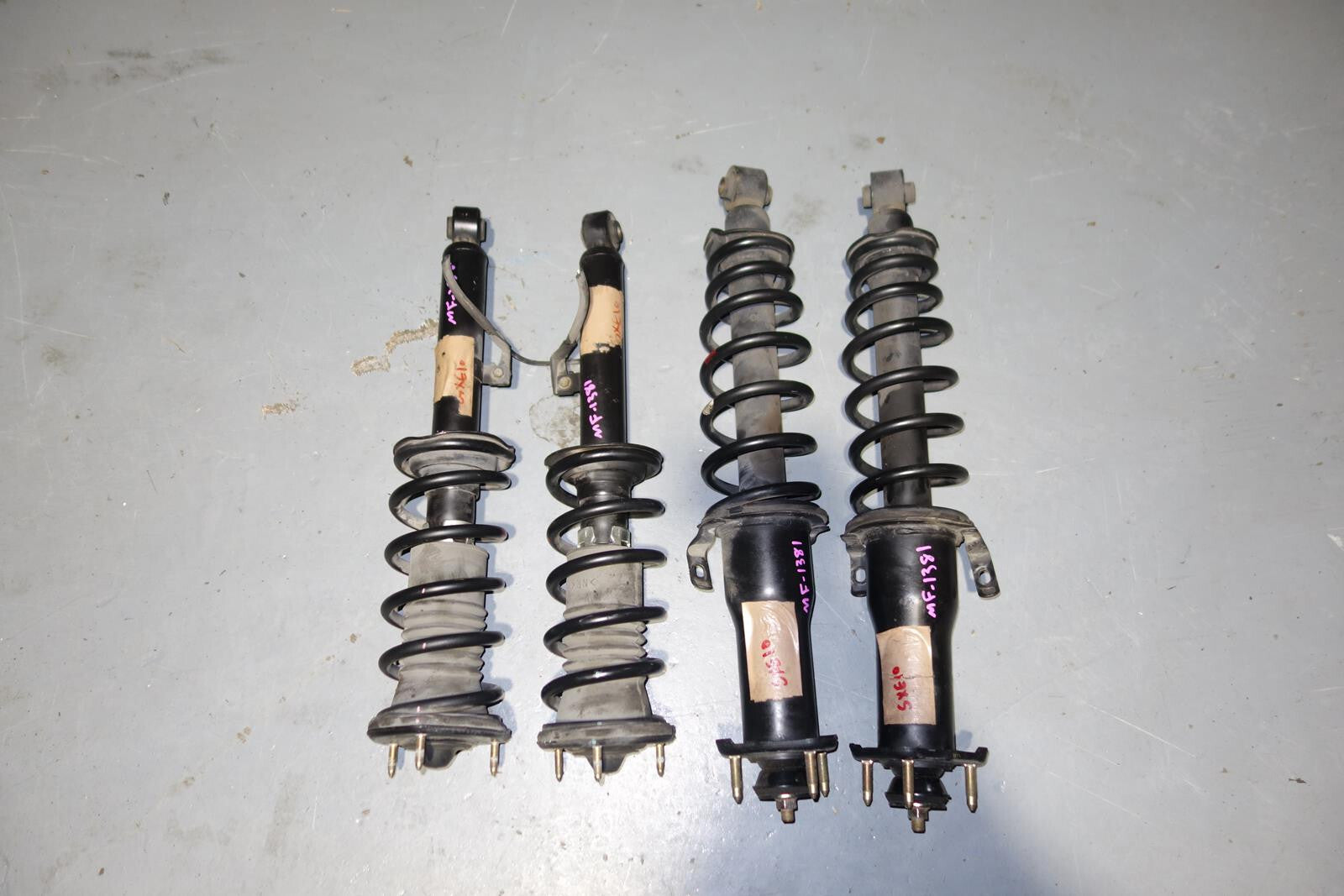JDM Lexus IS300 Altezza SXE10 OEM Shocks Struts Springs Suspension 2001-2005