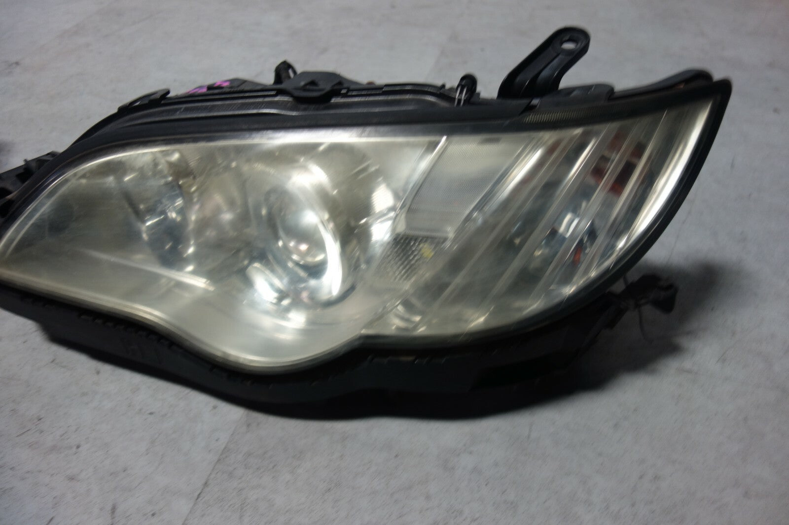 JDM Subaru Legacy HID Headlights 2008 2009 OEM Japan BP9 BP5 BPE Genuine