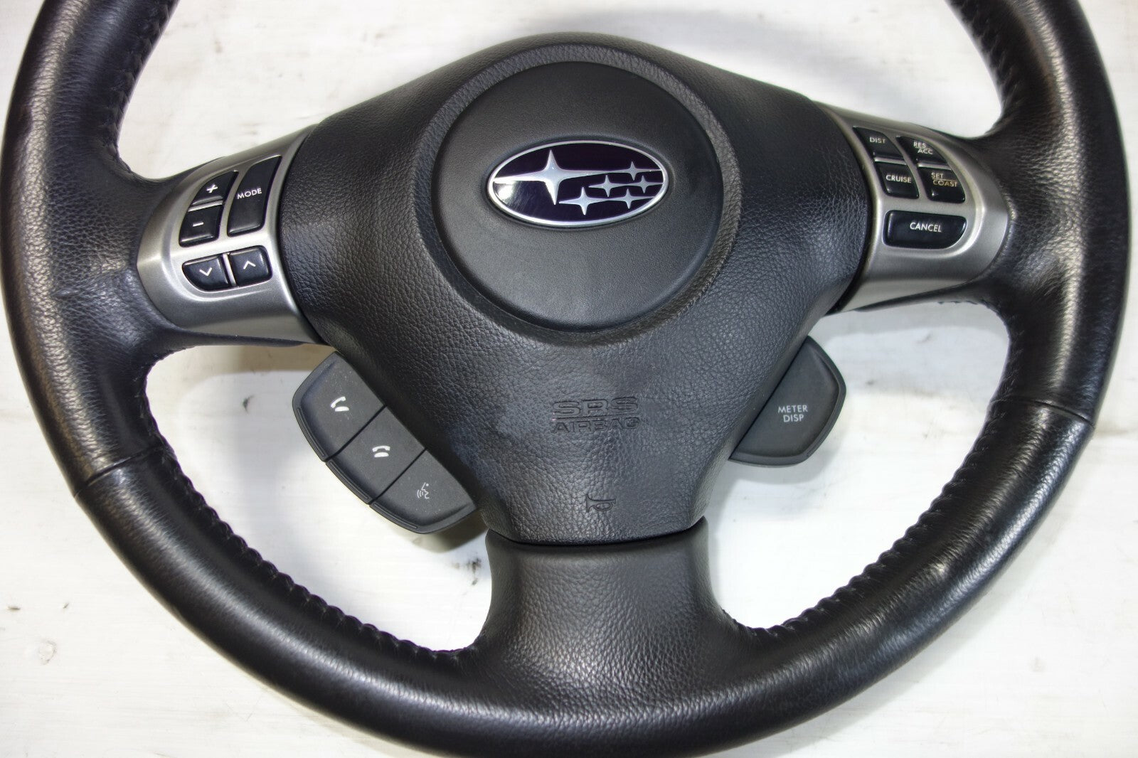 JDM 2005-2009 SUBARU LEGACY & OUTBACK STEERING WHEEL & HUB 2005-2009 M-909