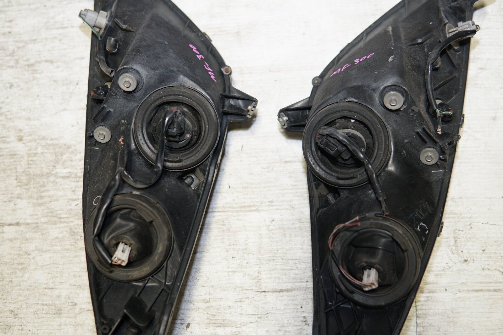 JDM Toyota Celica Headlights Head Lamps Pair Left & Right 2000-2005 GT GT-S GTS