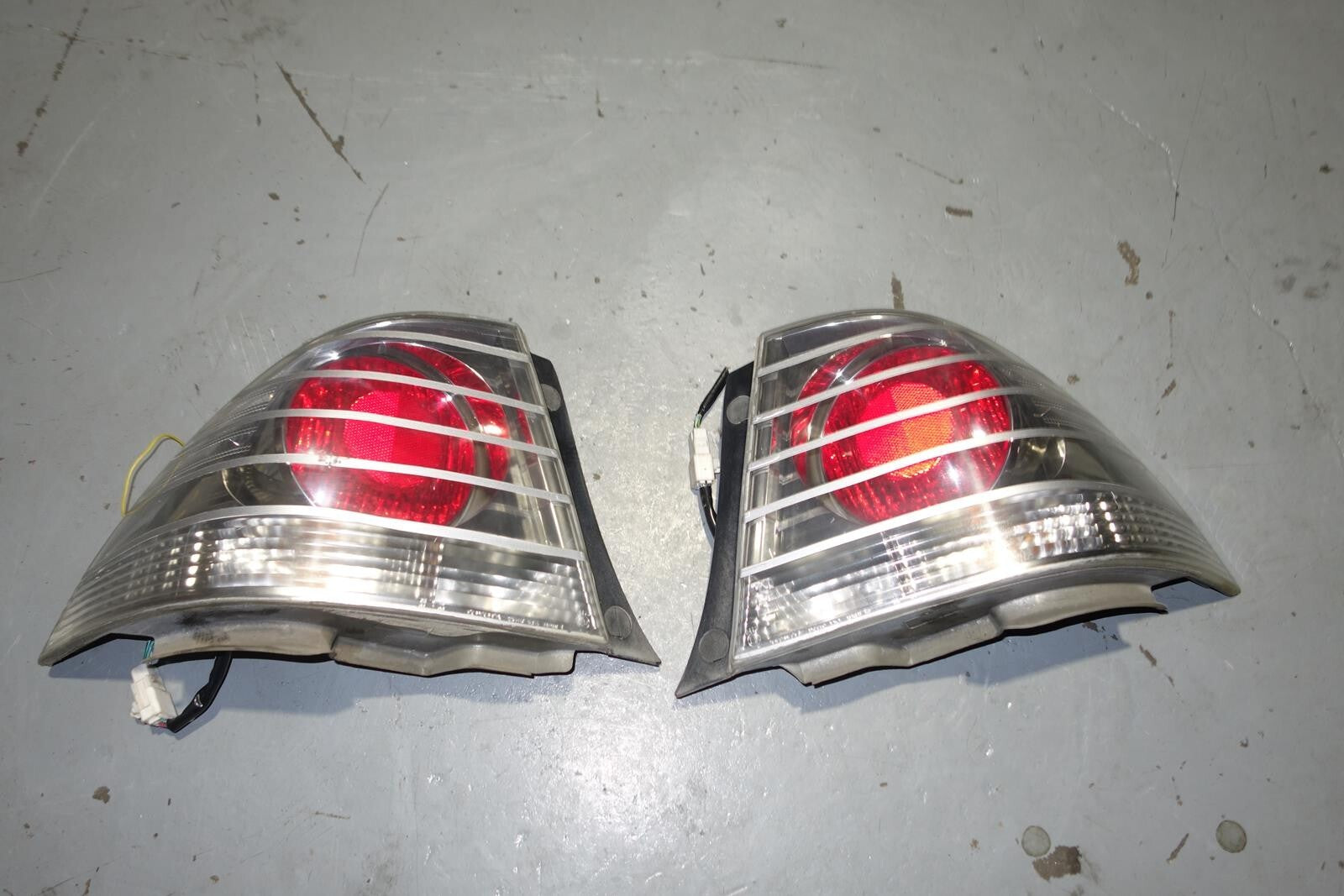 JDM LEXUS IS300 2001-2005 TAIL LIGHTS TOYOTA ALTEZZA SEX10 TAIL LAMP 2001-2005