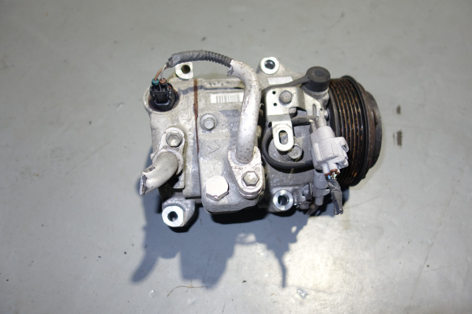 JDM TOYOTA /LEXUS 2GR FE V6 3.5L USED AC COMPRESSOR OEM 447260-1151