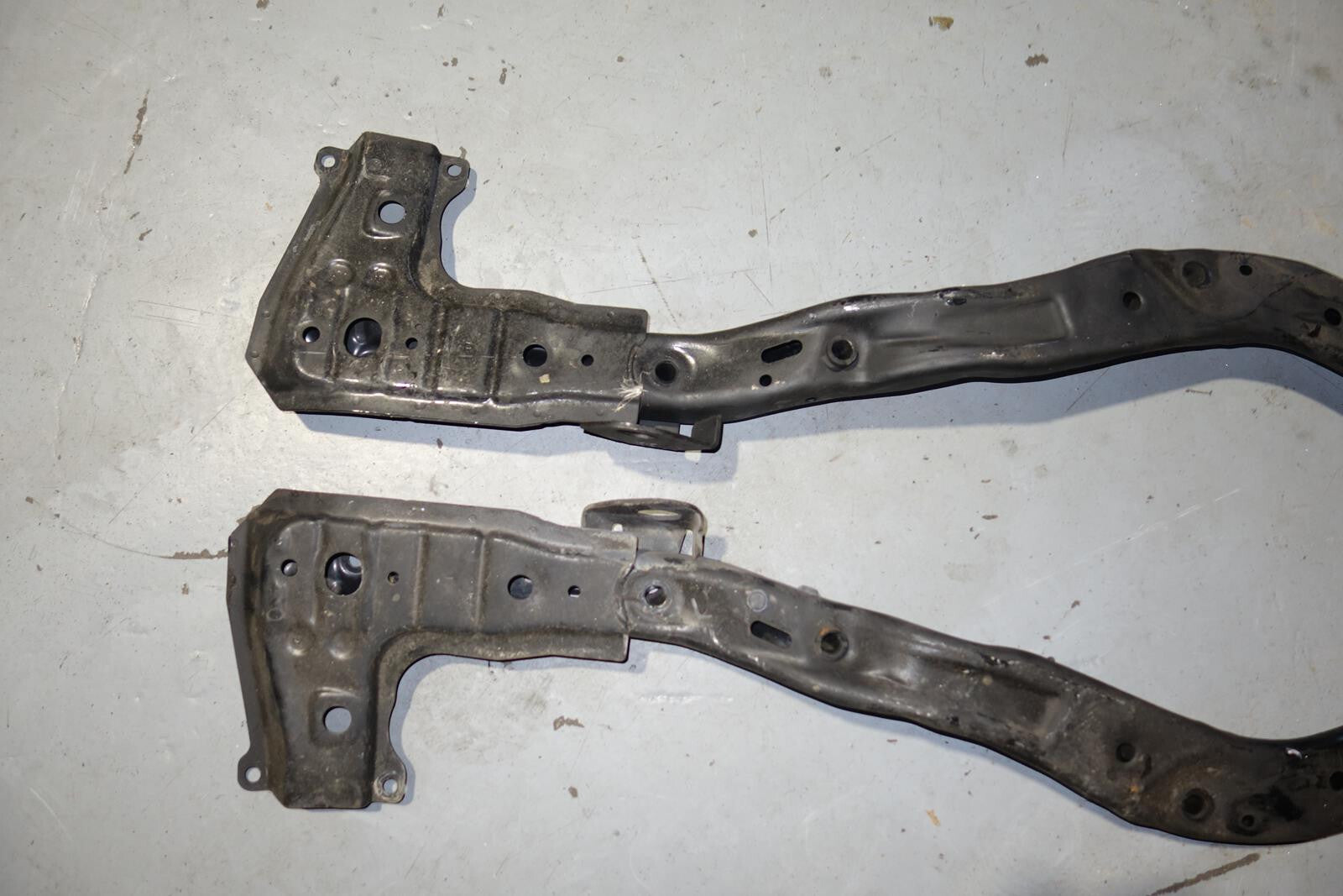 JDM 2003-2008 Subaru Forester STi SG9 XT XS Subframe U-Frame Shaped Cross Member