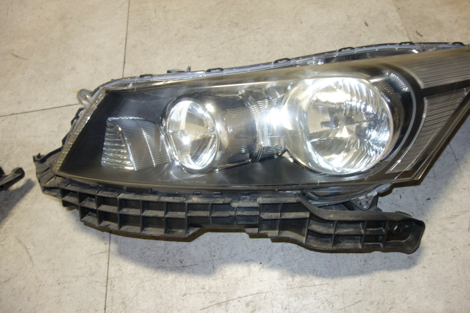 JDM Honda Accord CP3 Original HID Headlights Ballasts 2008-2012 Honda Inspire