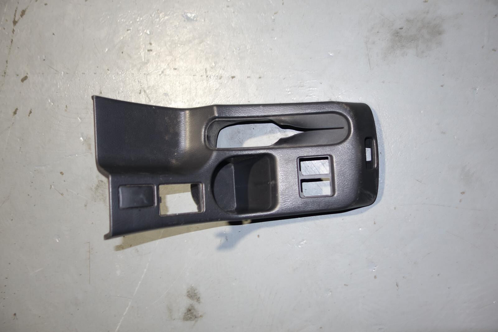 JDM 2002-2003 Subaru Impreza / WRX / STi V7 RHD Center Console Trim Surround