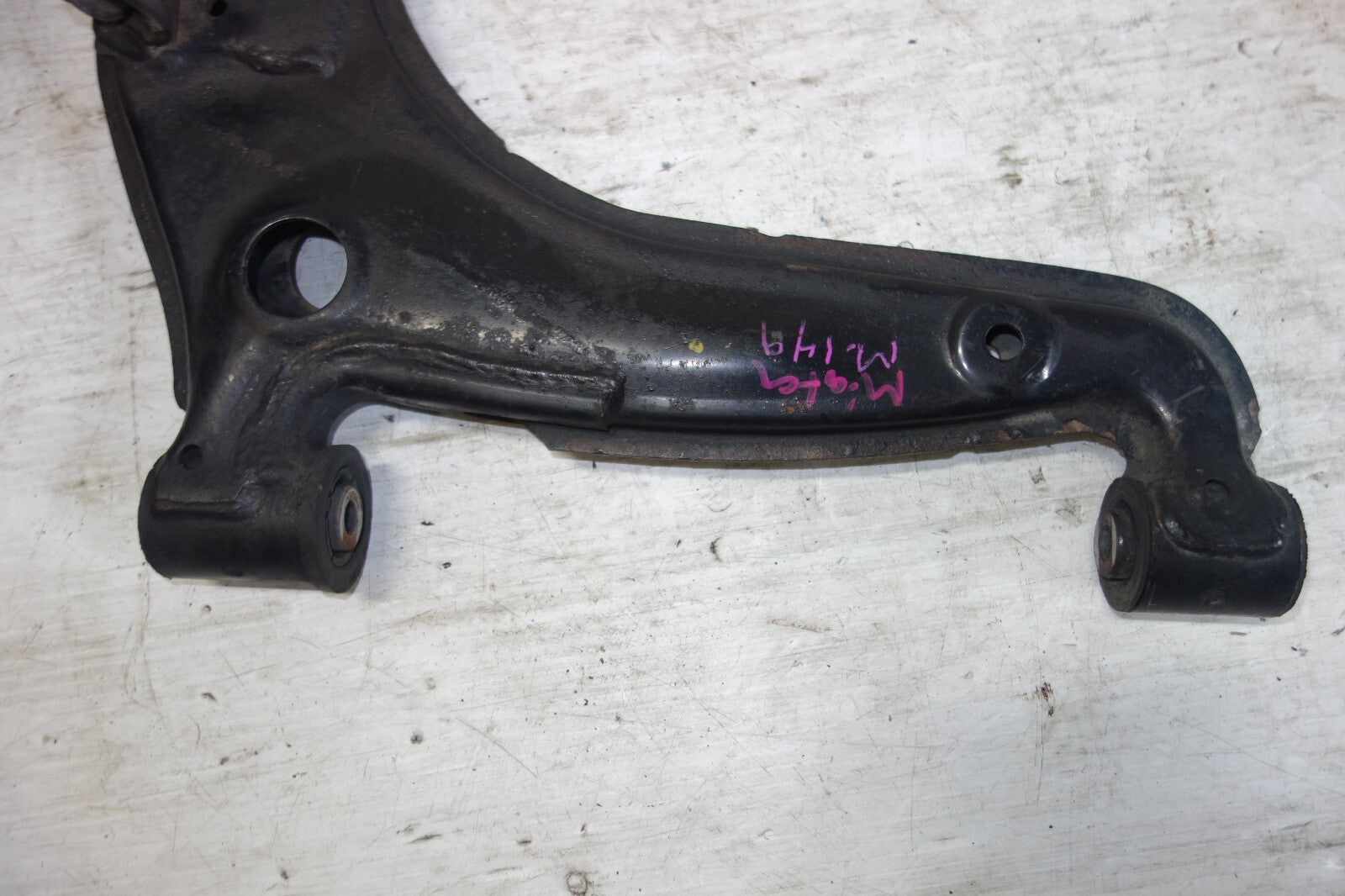 JDM 1993-1997 MAZDA MIATA OEM FRONT LOWER CONTROL ARM PASSENGER RIGHT SIDE