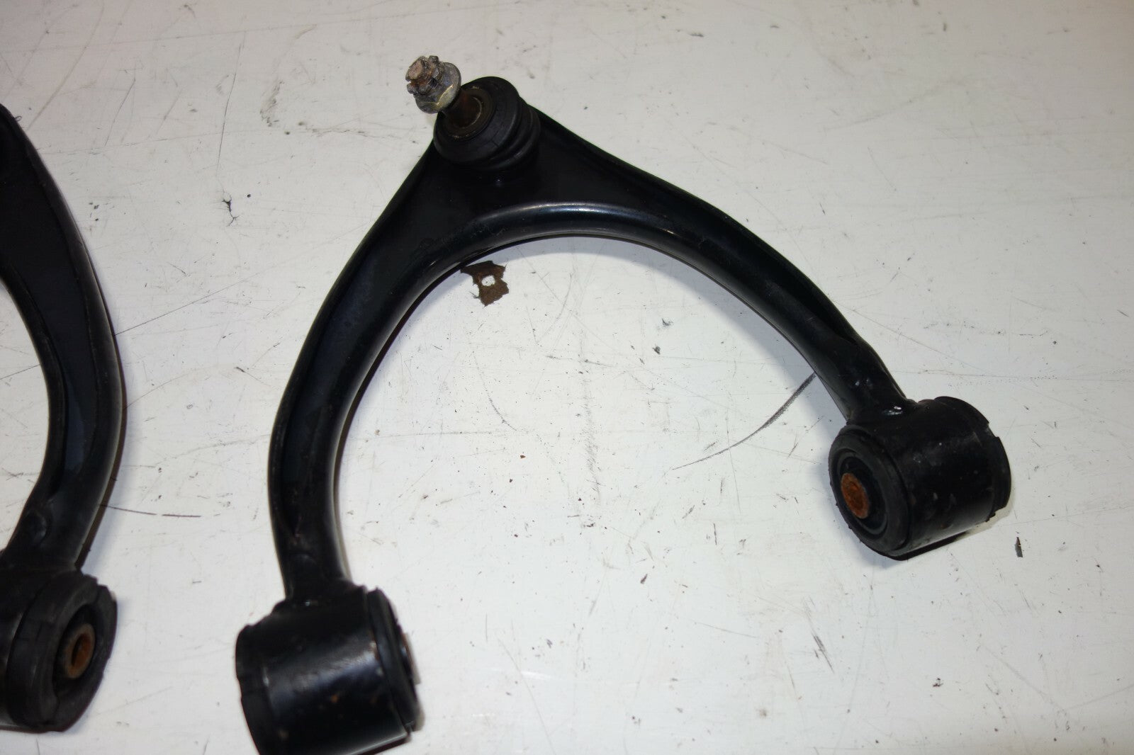 JDM Lexus is300 Altezza Front Upper Control Arms Ball Joints 2001-2005 SXE10 OEM