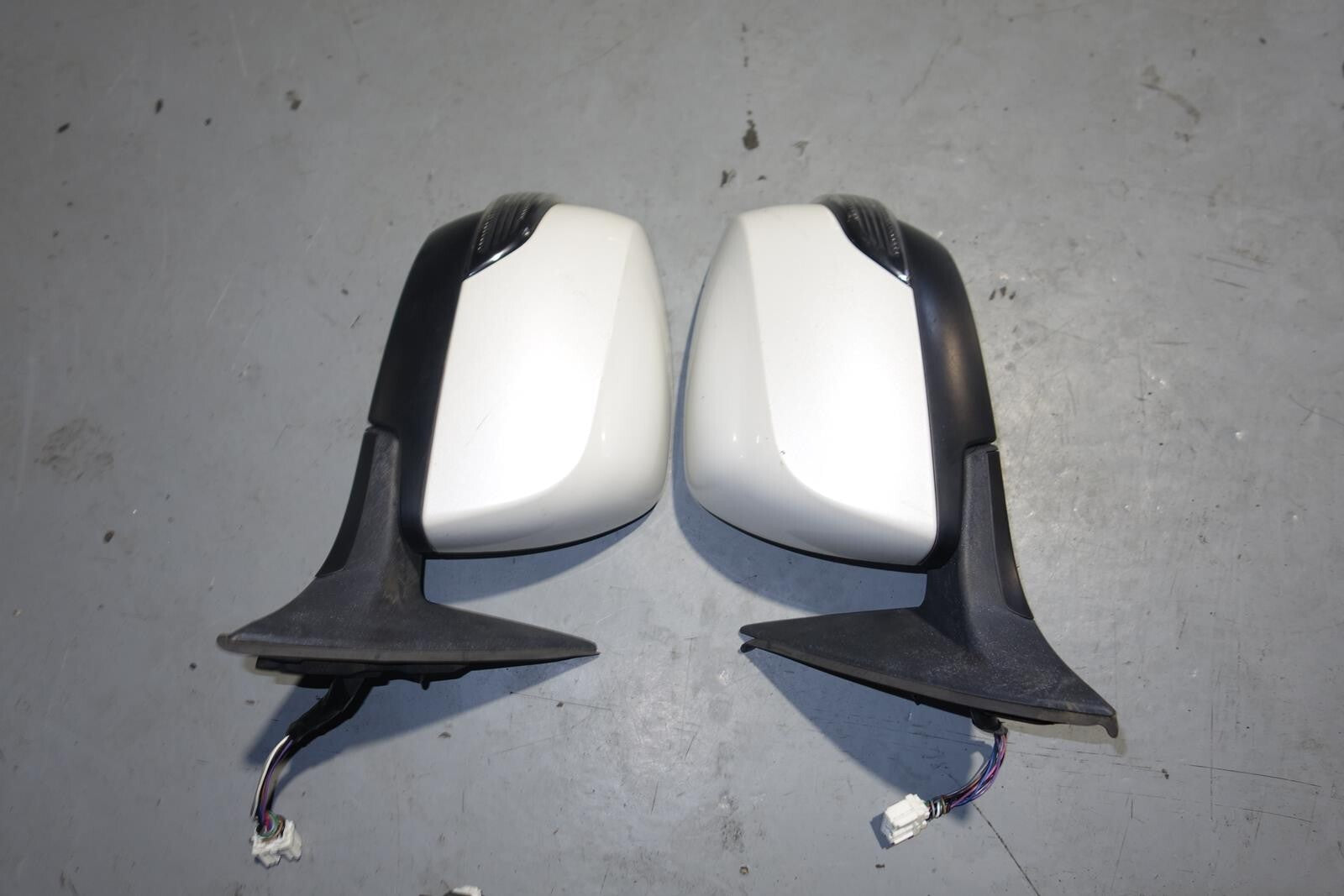 JDM Subaru Legacy Auto Folding Mirrors Indicator Light With Switch 2010-2014 BR9