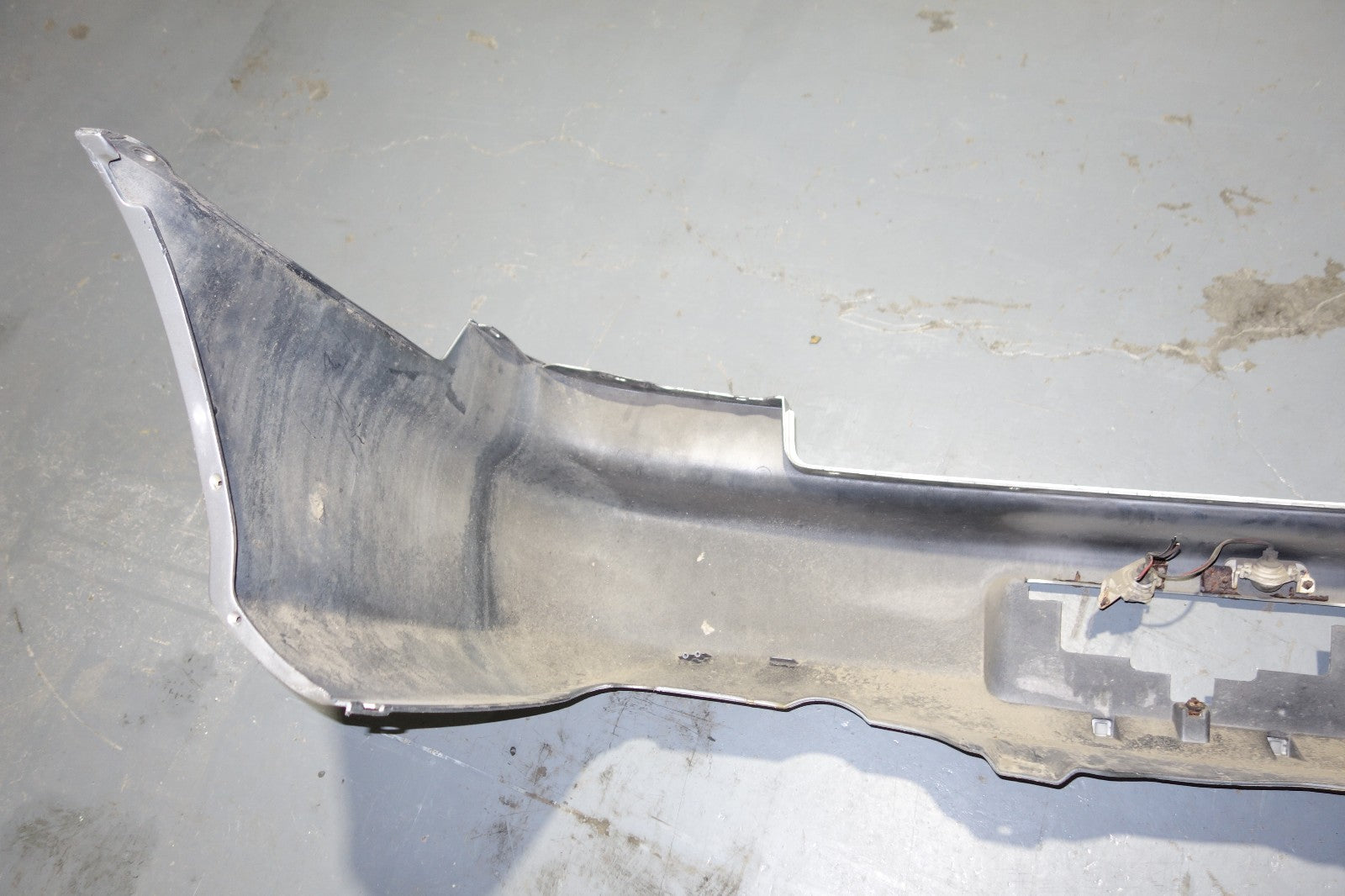 JDM 1994-1997 Spec Acura Integra Type R DB8 OEM 4-DR Rear Bumper Cover 1994-1997