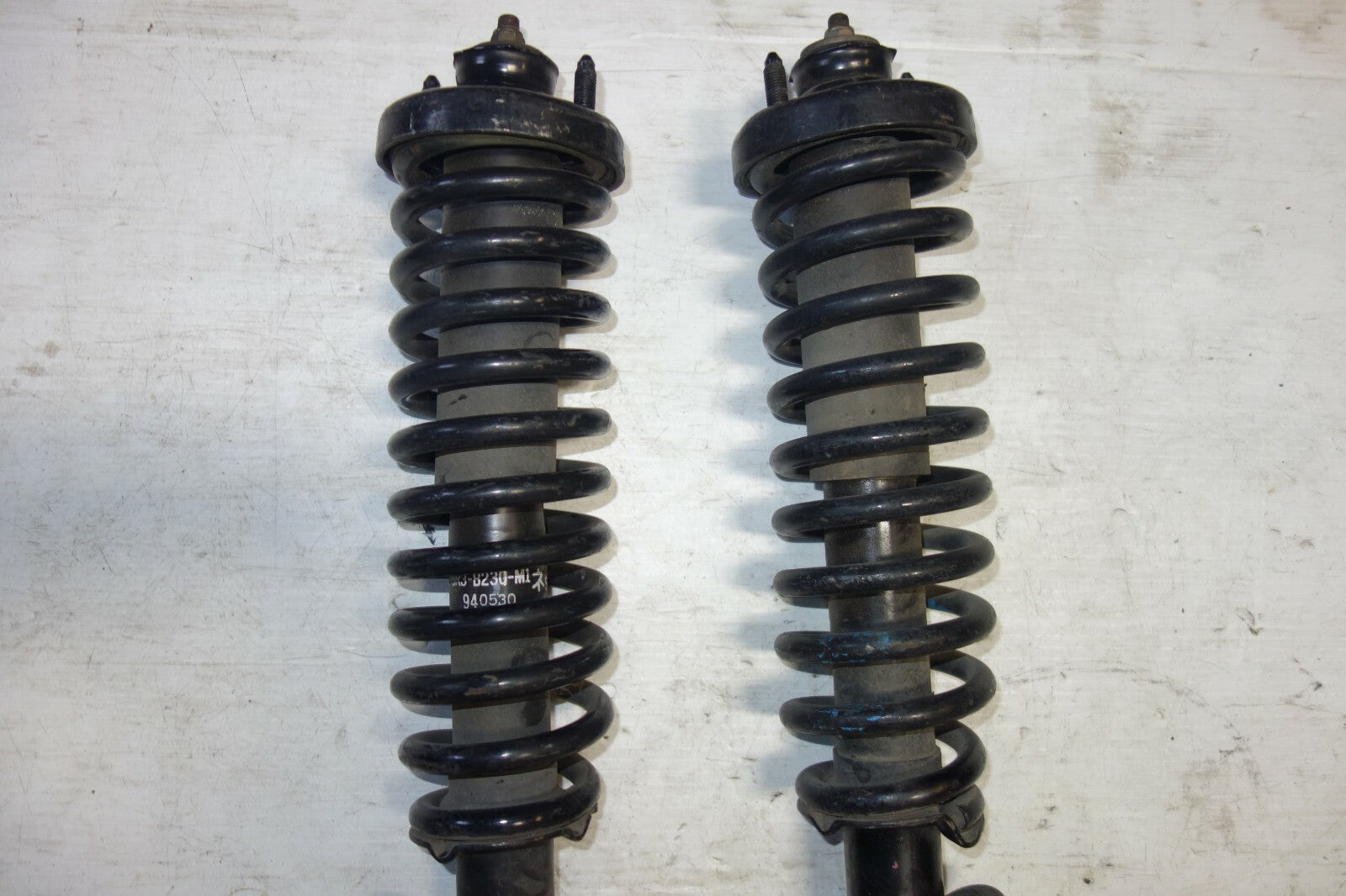 JDM 1994-2001 ACURA INTEGRA GSR FRONT SHOCKS OEM STRUTS COIL SPRINGS