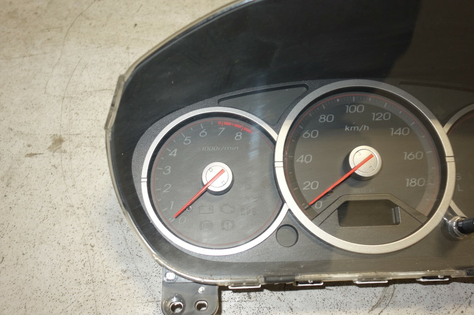 JDM Honda Civic EU3 Gauge Cluster Hatchback Speedometer 2001-2005 A/T