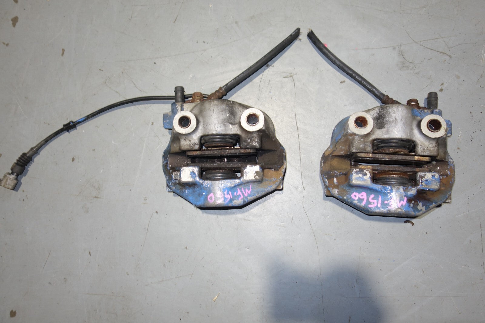 JDM 2001-2006 LEXUS LS430 OEM REAR 2 PISTON BRAKE CALIPERS LEFT & RIGHT UCF31