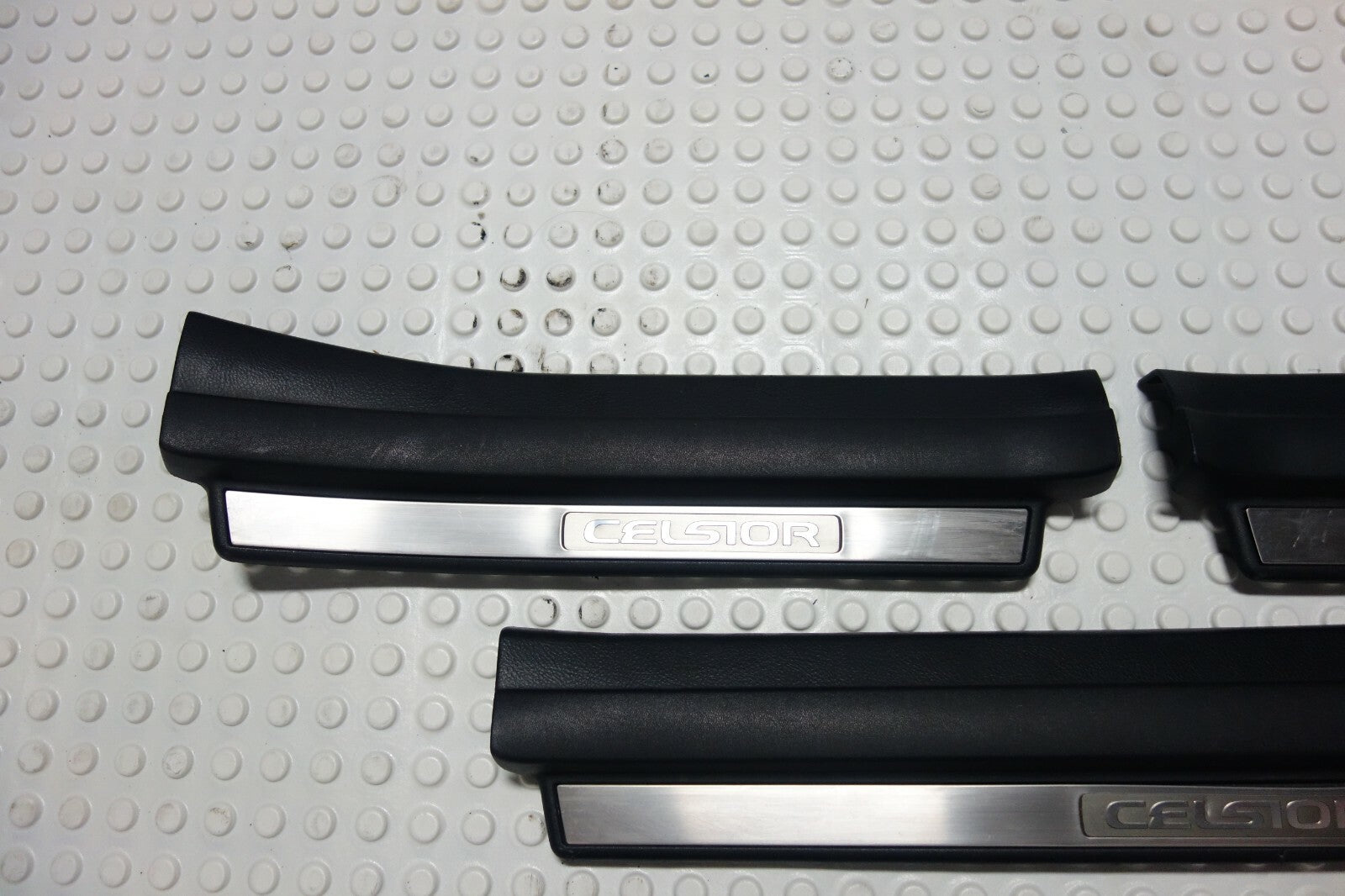 Lexus LS430 / Celsior OEM Door Sill Plates Set Genuine UCF31 2001-2006