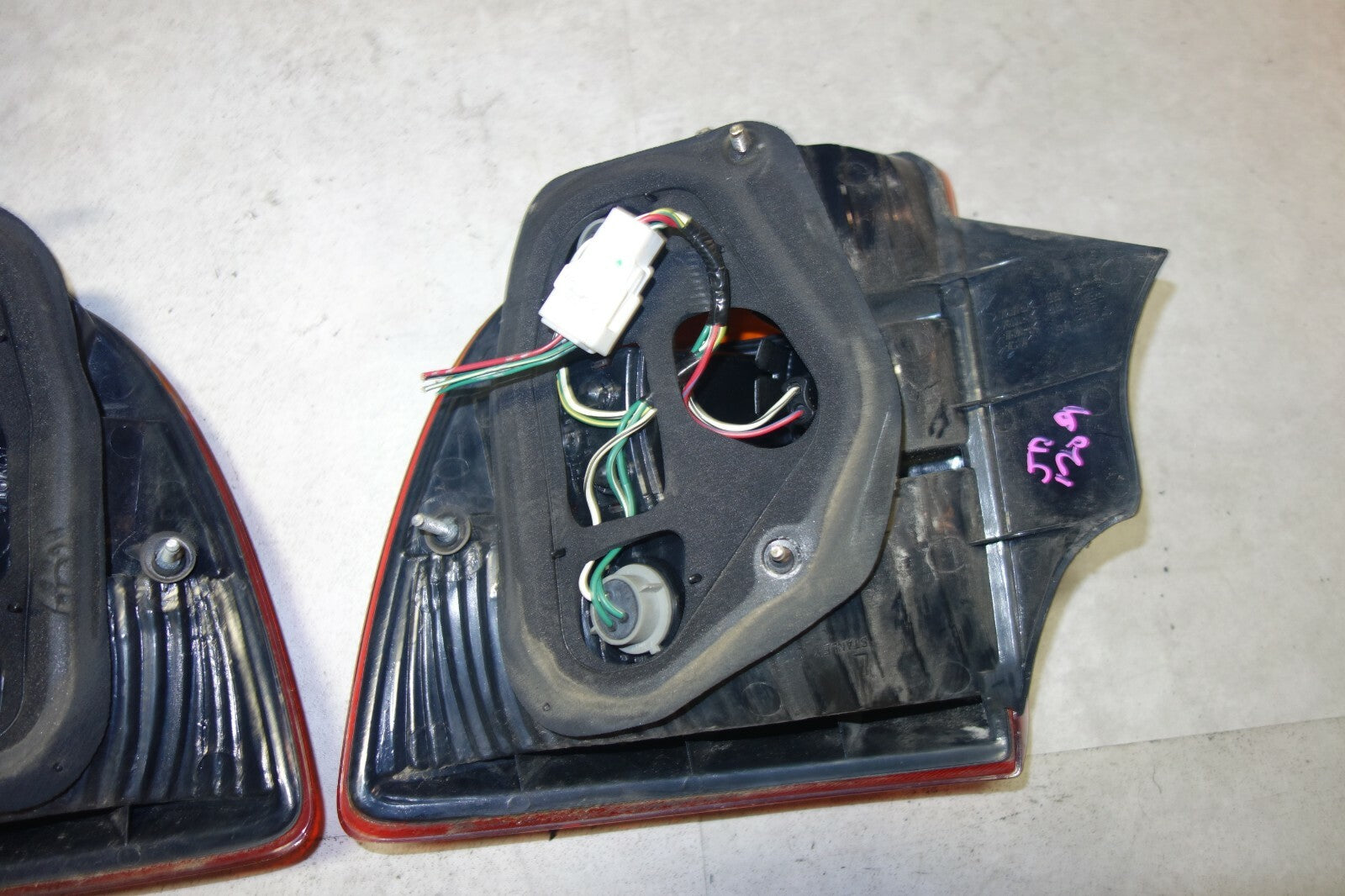 JDM 2000-2005 TOYOTA CELICA OEM TAIL LIGHTS LH LR TAIL LAMPS 2000-2005