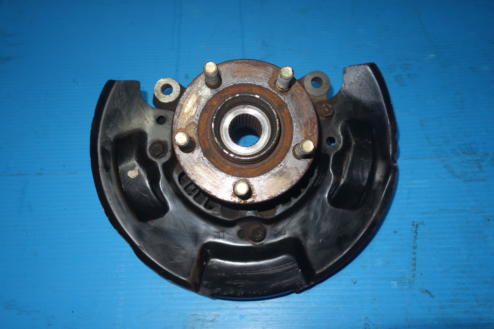 JDM Subaru Impreza Front Left Wheel Hub Bearing Knuckle Spindle OEM 2002-2007