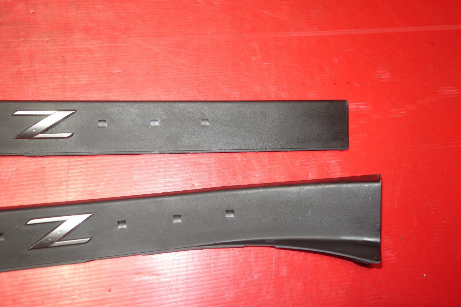 JDM Nissan 350z Z33 OEM Door Sills Side Steps Trim Panel 2003-2005 #5478