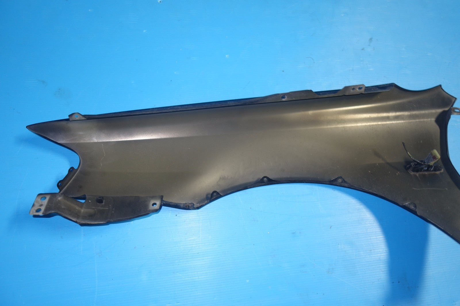 JDM Acura TL 3.2 TL OEM Fender Right RH Passenger Black UA5 With Light 1999-2001