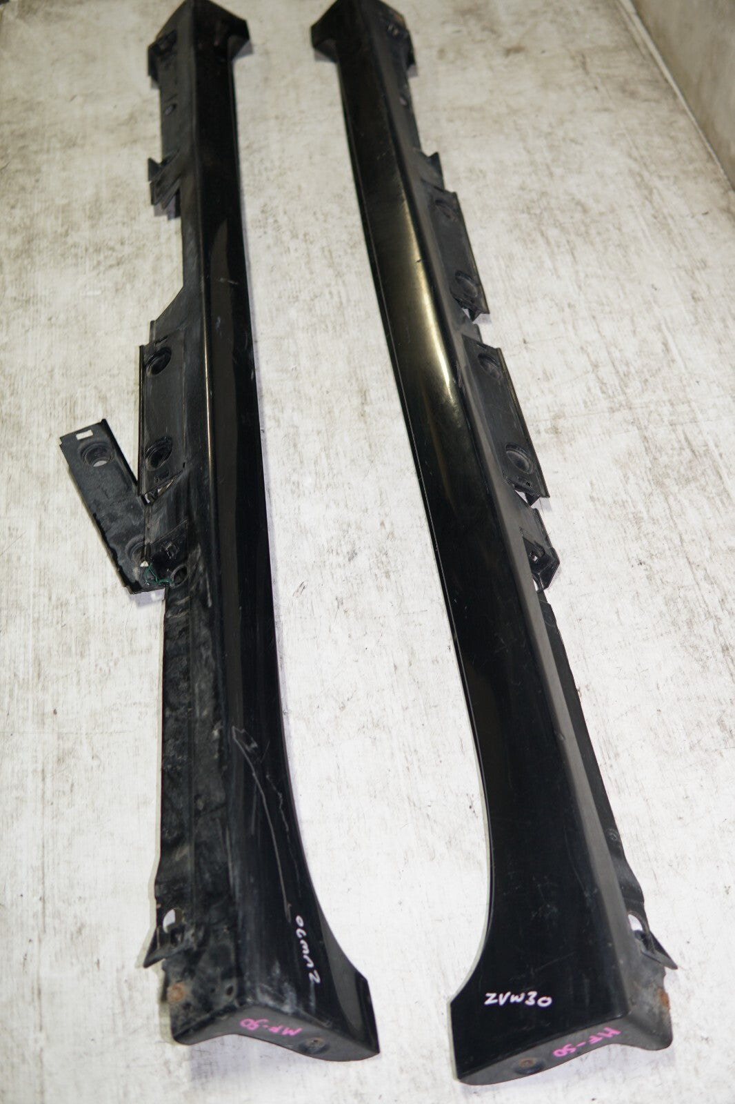 JDM 2010-2015 TOYOTA OEM PRIUS SIDE SKIRTS ROCKER PANELS ZVW30 LEFT & RIGHT