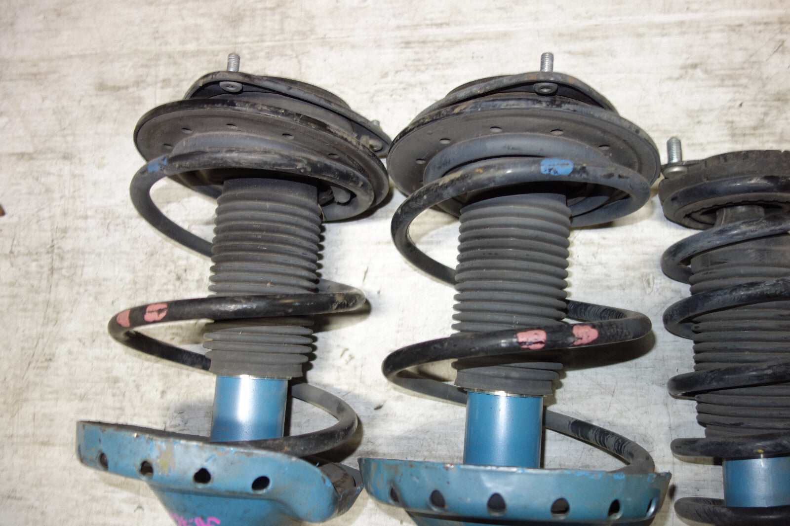 JDM Subaru Legacy KYB NEW SR SPECIAL Shocks Struts Springs Suspension 2005-2009